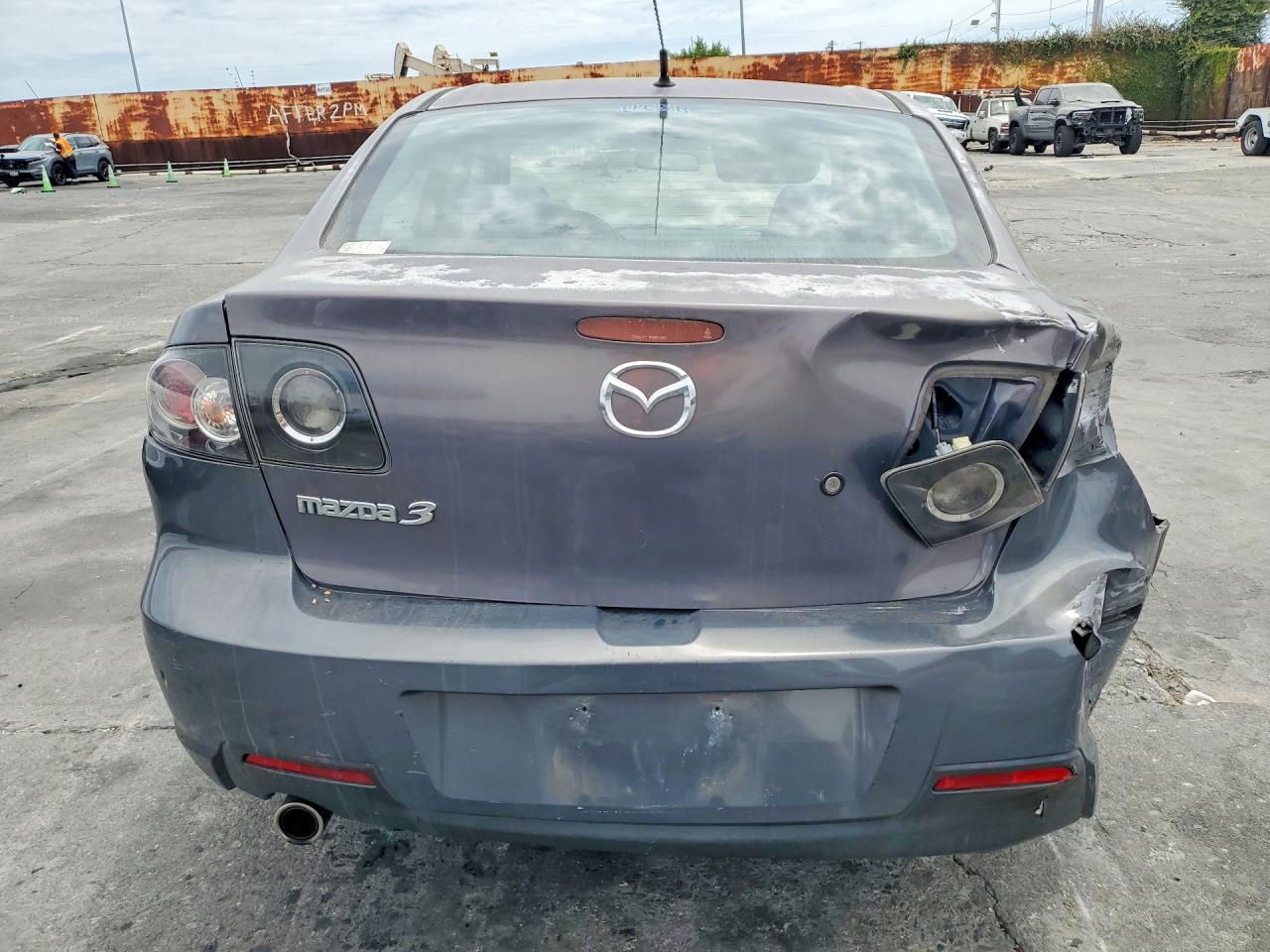 2008 Mazda 3 I Gray vin: JM1BK12G281175424