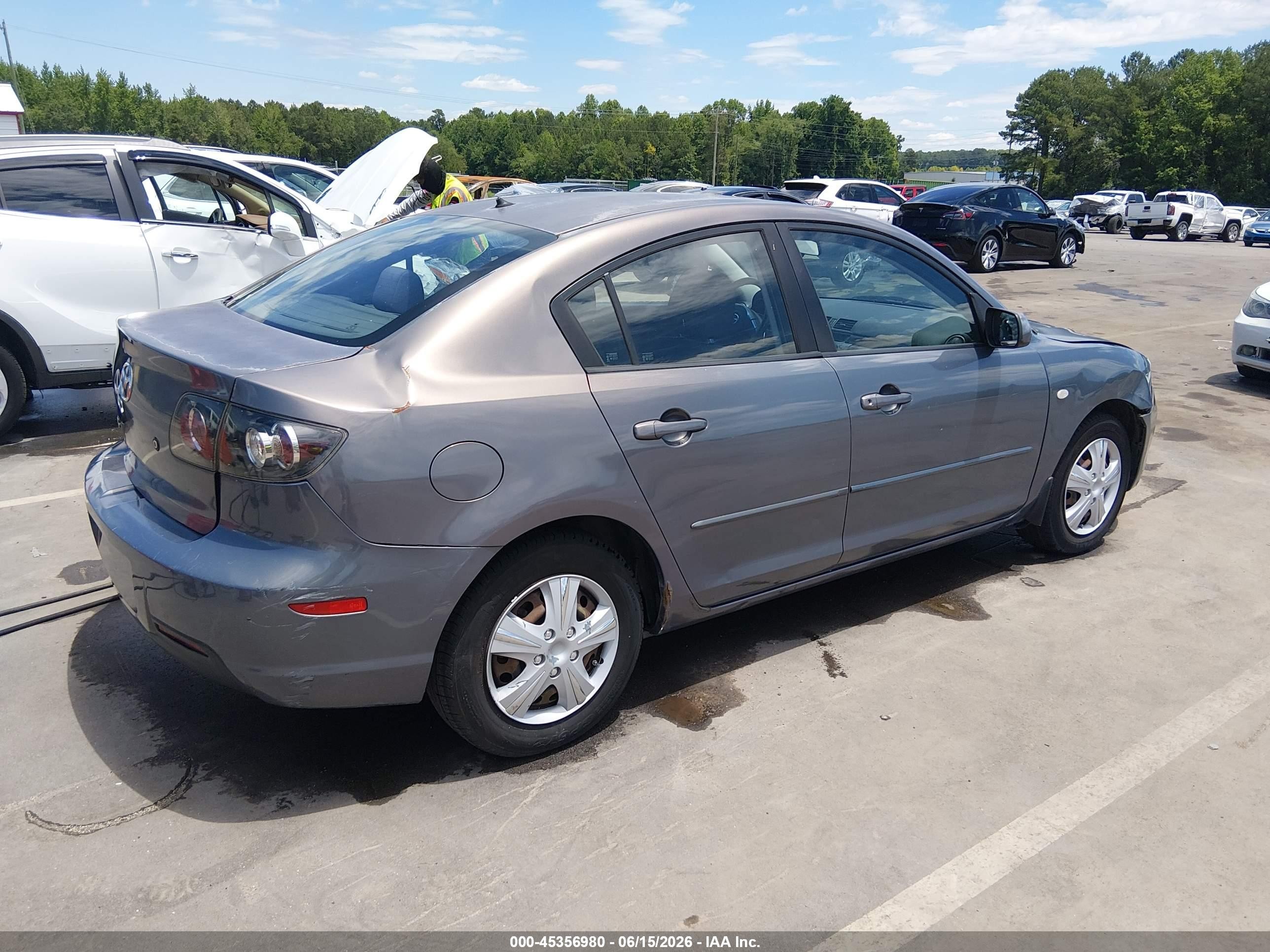 2008 Mazda Mazda3 I Sport Silver vin: JM1BK12G281859454