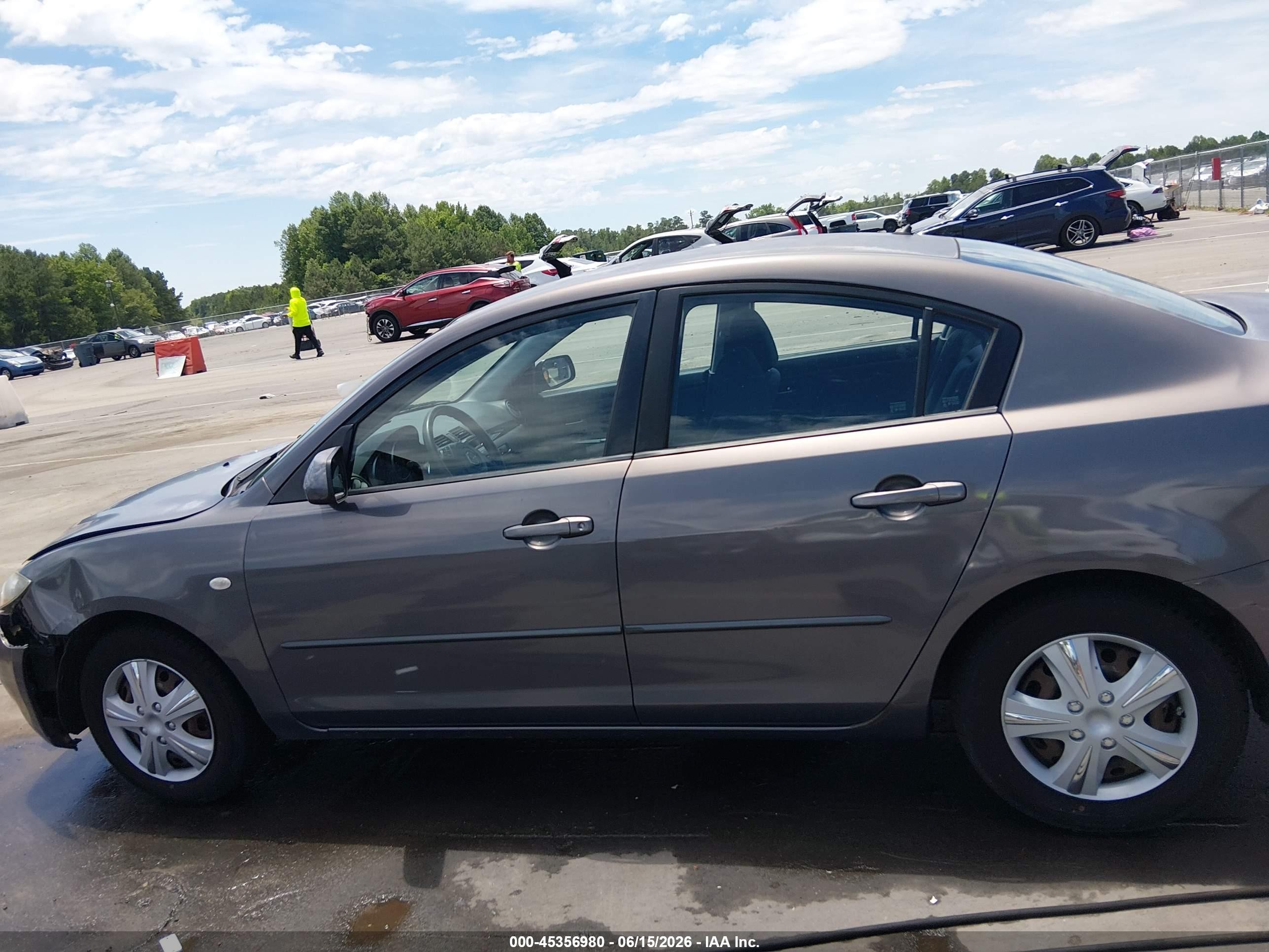 2008 Mazda Mazda3 I Sport Silver vin: JM1BK12G281859454