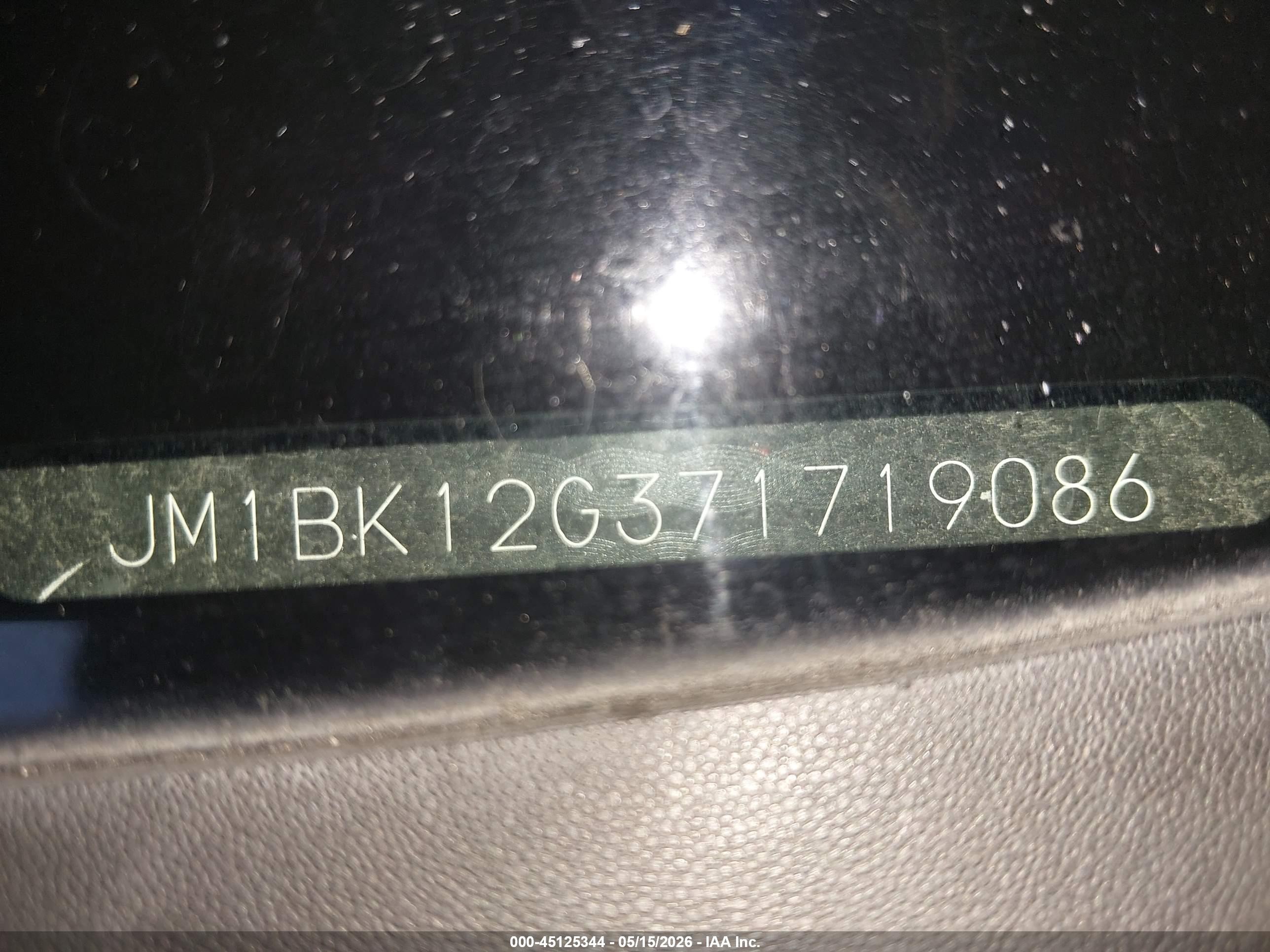 2007 Mazda Mazda3 I Sport Silver vin: JM1BK12G371719086