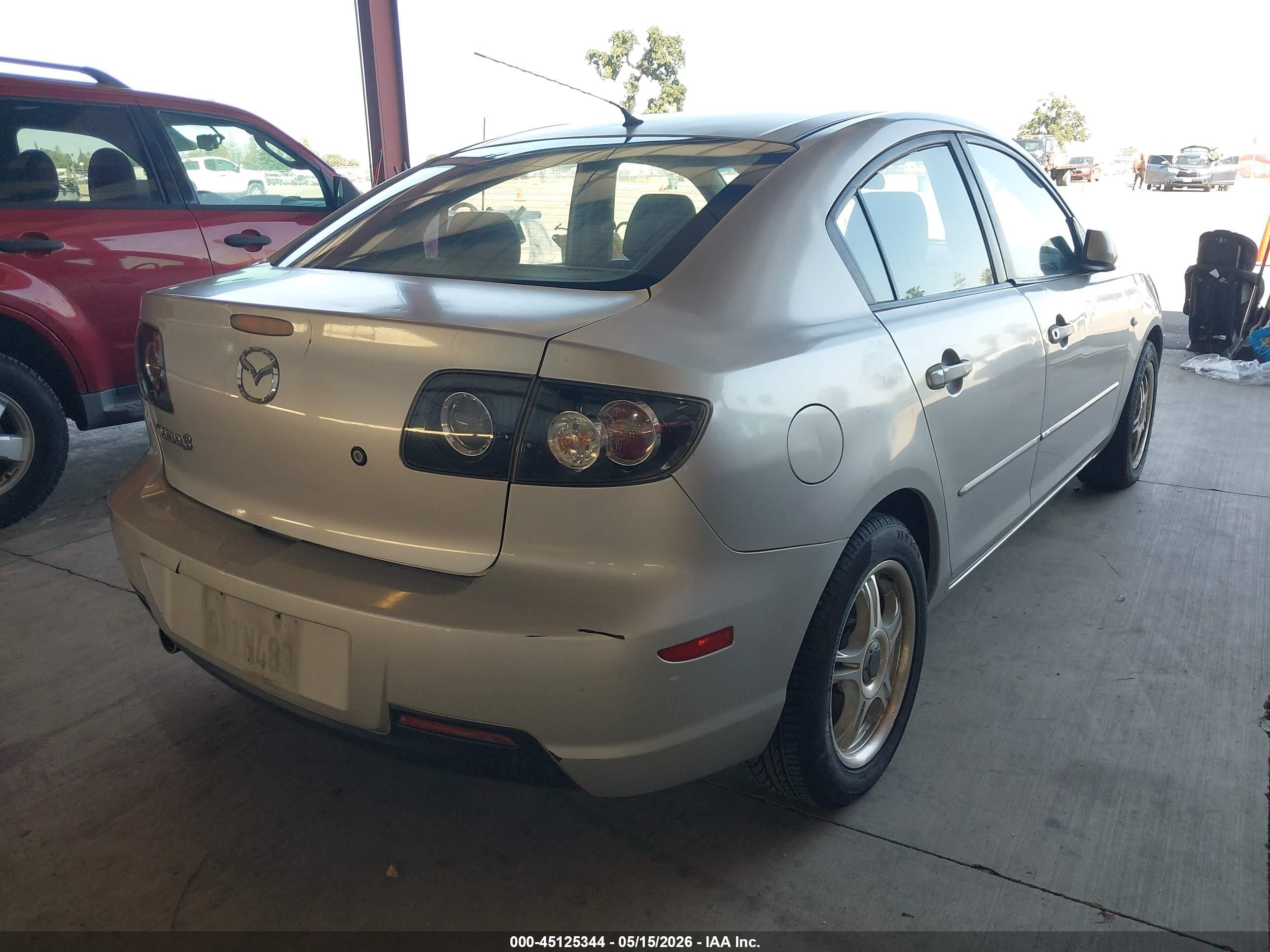 2007 Mazda Mazda3 I Sport Silver vin: JM1BK12G371719086