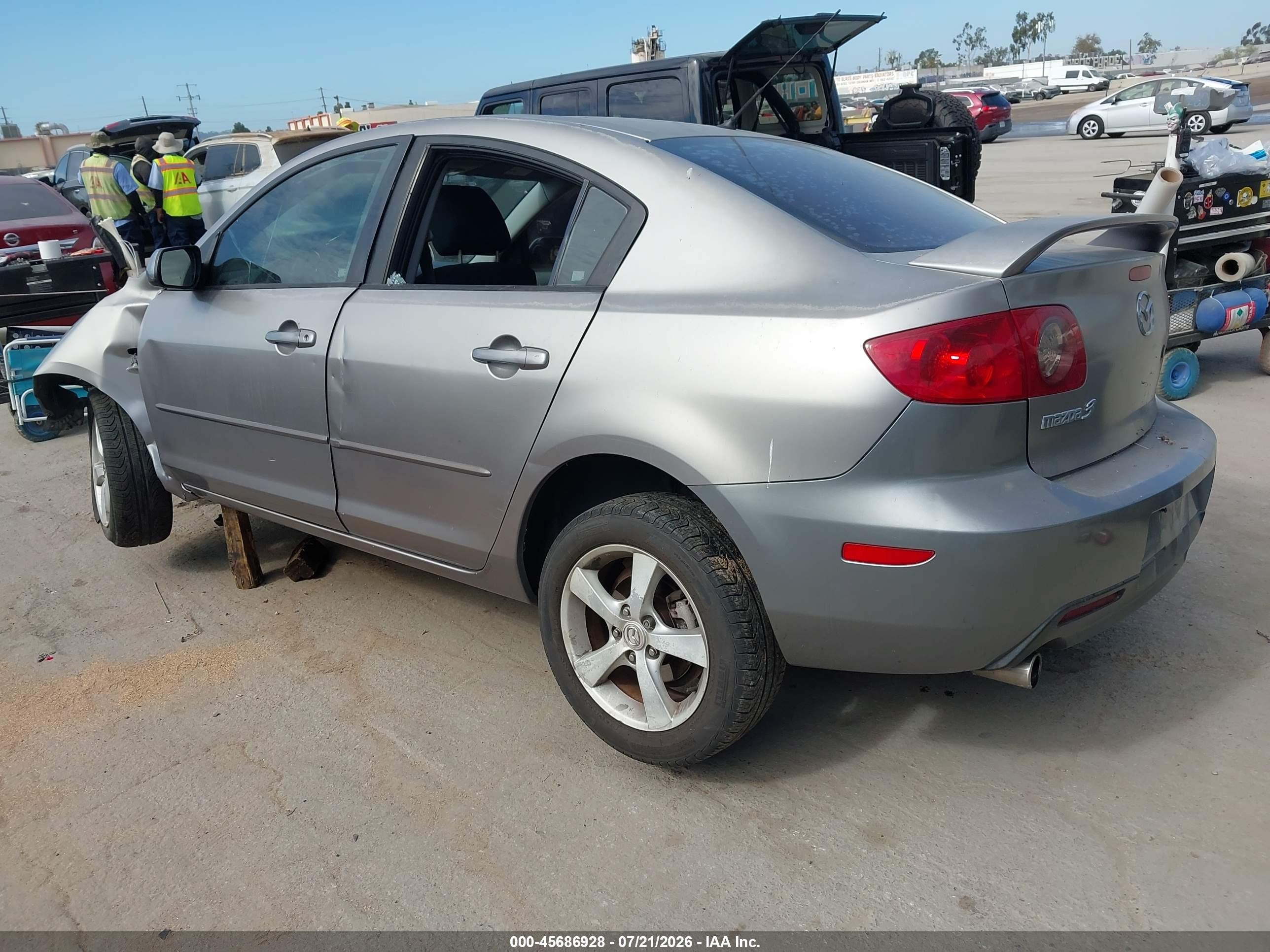 2006 Mazda Mazda3 I Touring Silver vin: JM1BK12G661401543