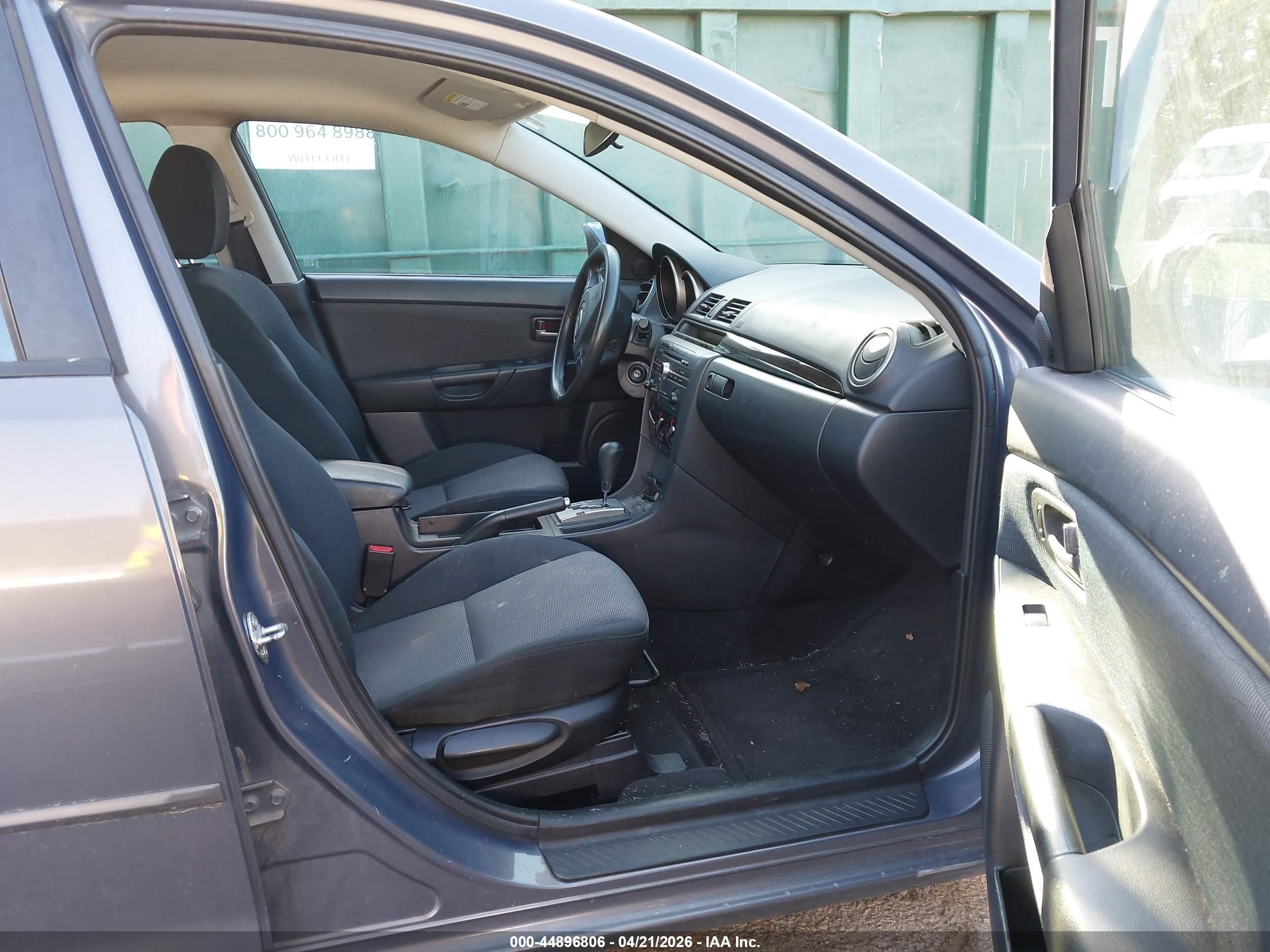 2008 Mazda Mazda3 I Gray vin: JM1BK12G781846358