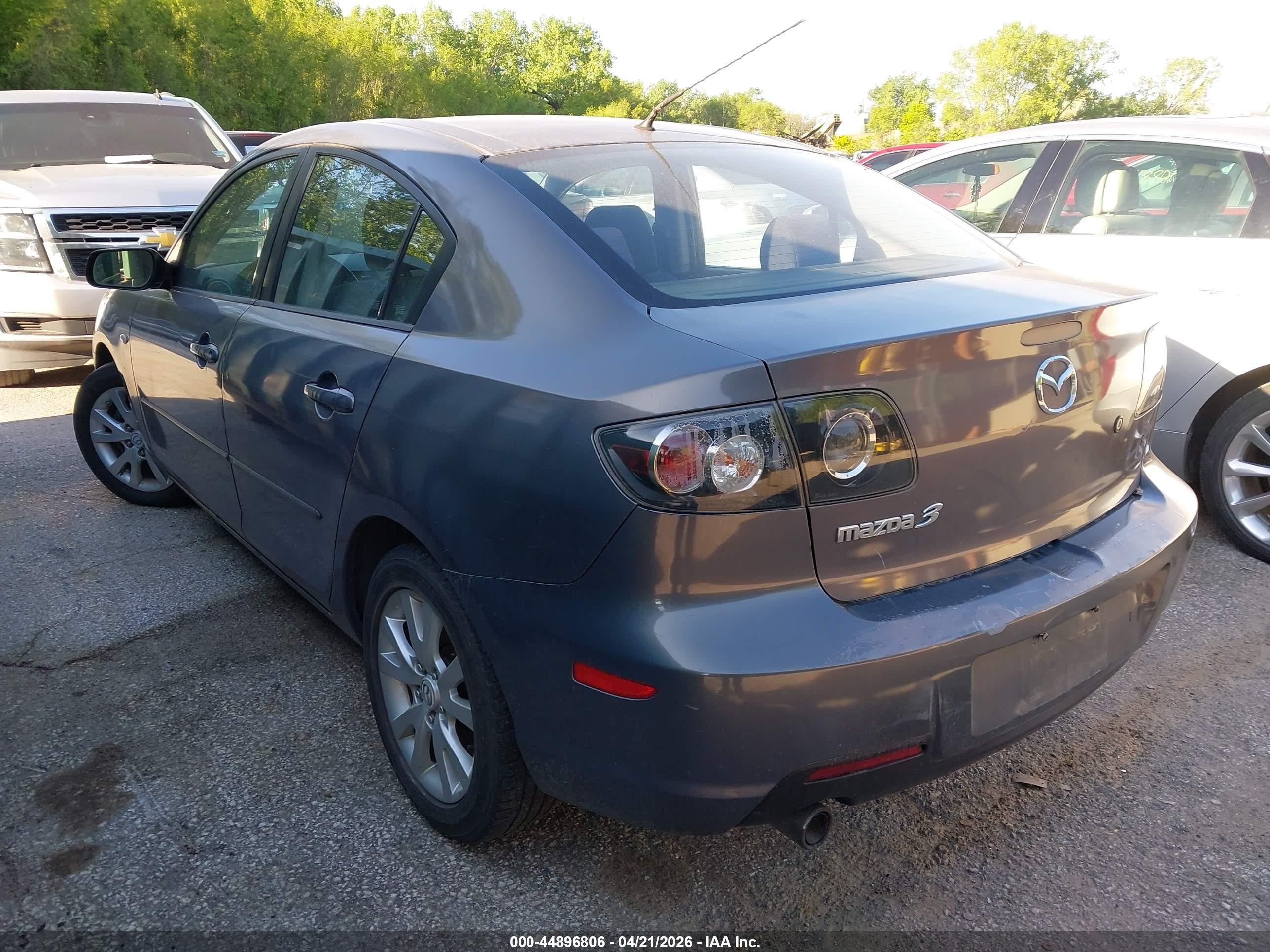 2008 Mazda Mazda3 I Gray vin: JM1BK12G781846358
