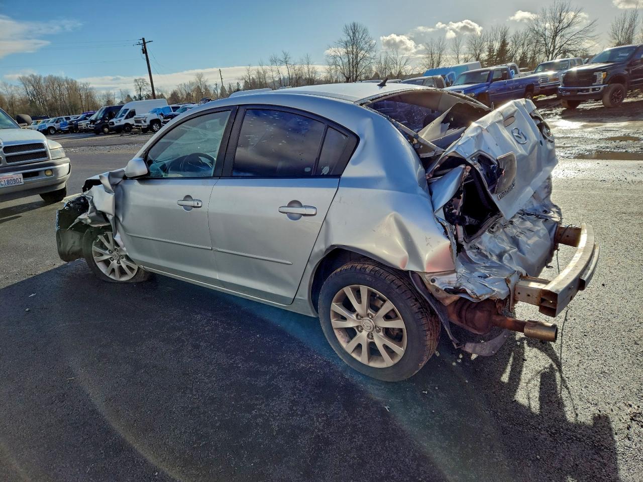 2008 Mazda 3 I Серебряный vin: JM1BK12GX81779853
