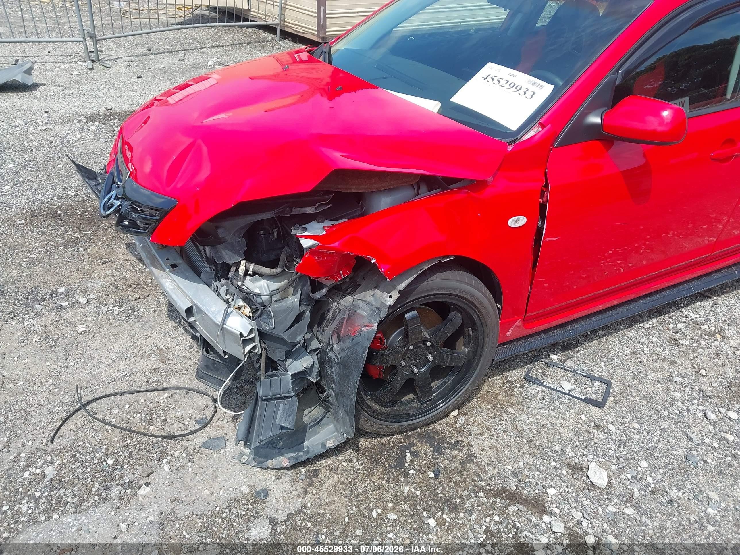 2004 Mazda Mazda3 S Красный vin: JM1BK143041114240