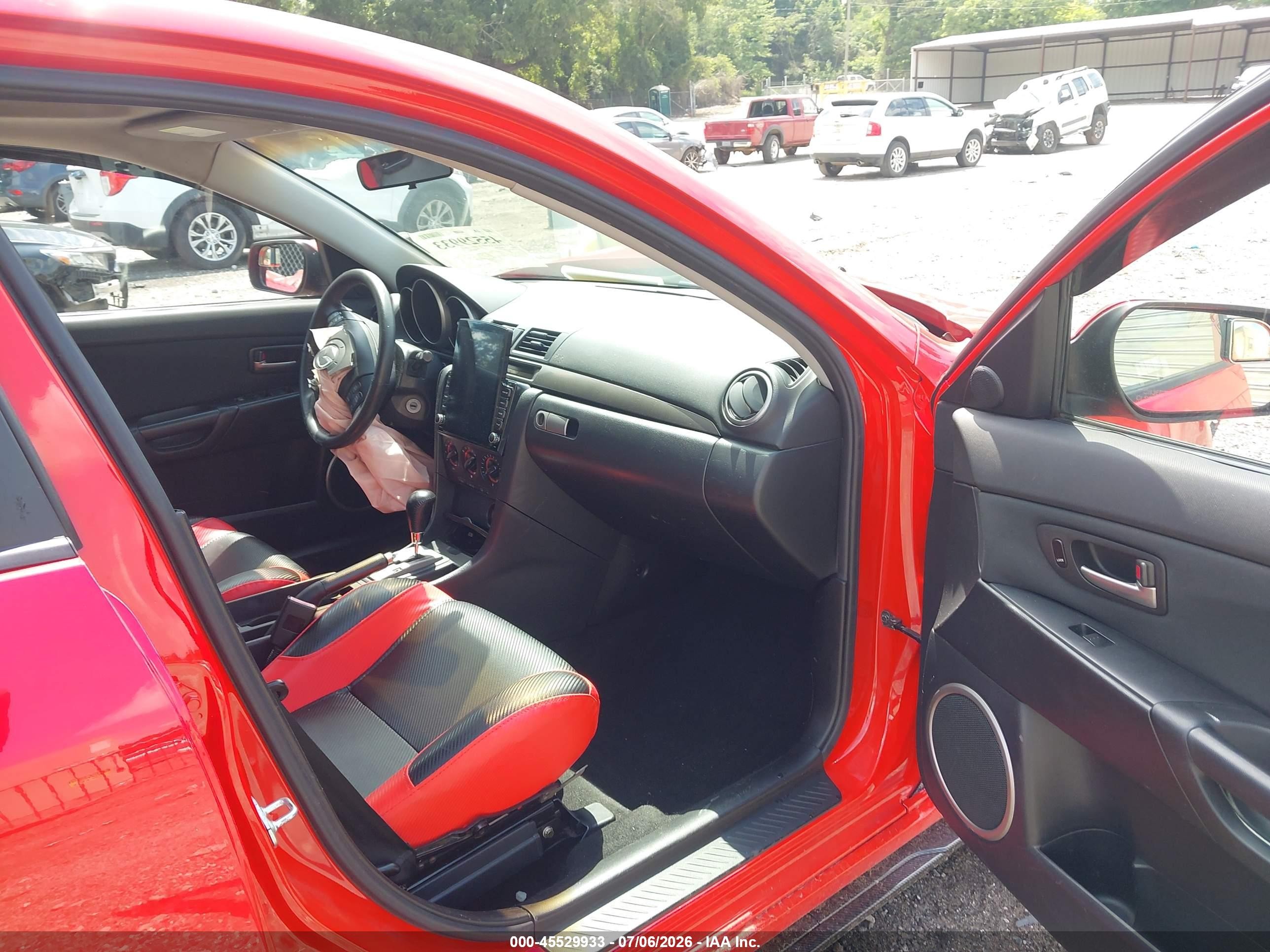 2004 Mazda Mazda3 S Красный vin: JM1BK143041114240