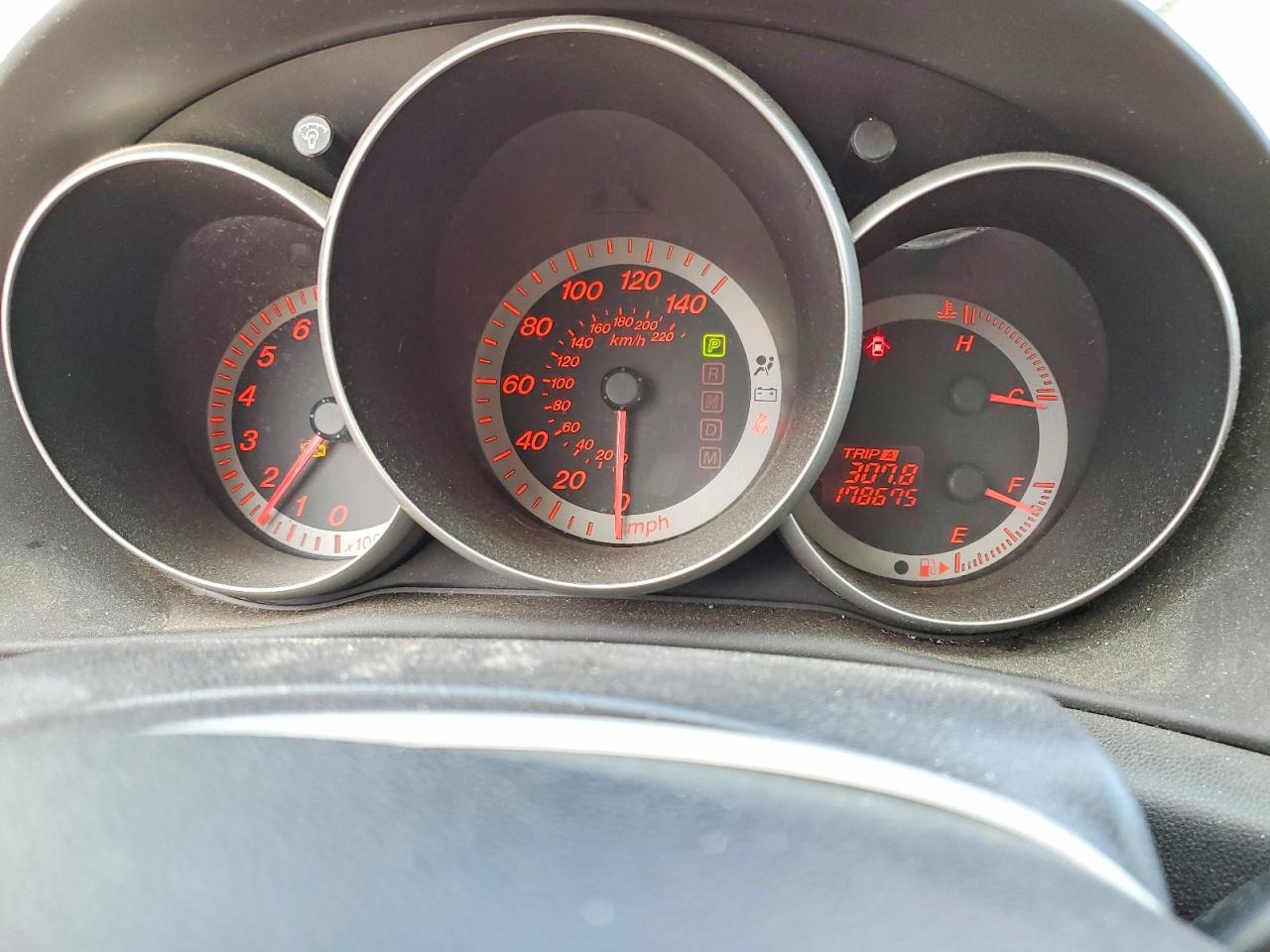 2005 Mazda 3 Hatchback Оранжевый vin: JM1BK143051298628