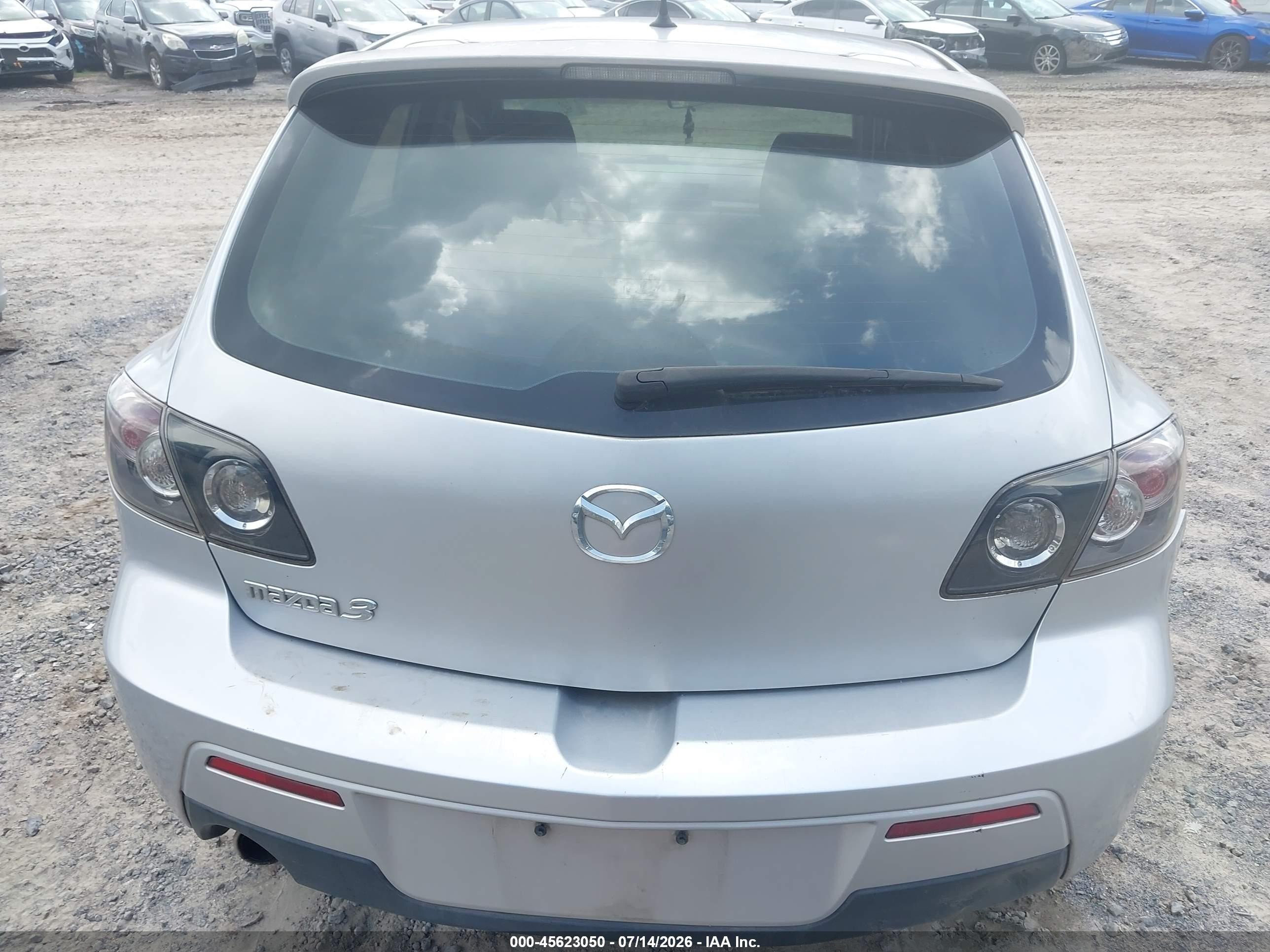 2007 Mazda Mazda3 S Sport Серебряный vin: JM1BK143271688097