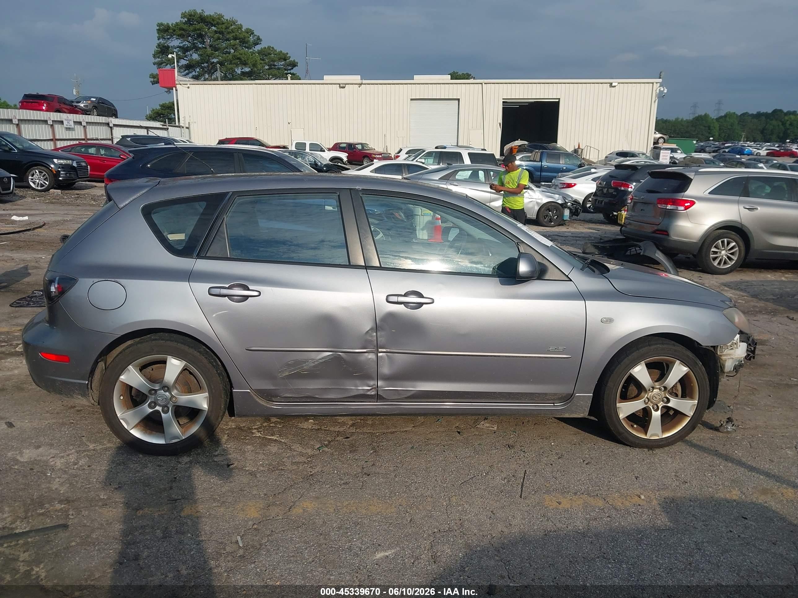 2006 Mazda Mazda3 S Gray vin: JM1BK143361476386