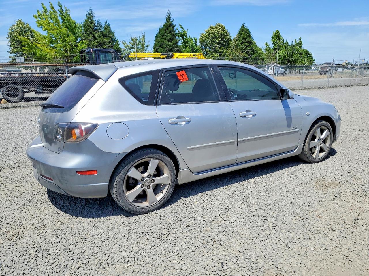 2004 Mazda 3 Hatchback Silver vin: JM1BK143441180080