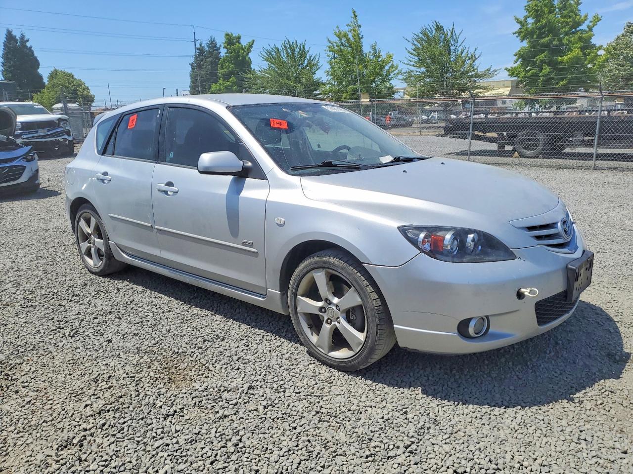 2004 Mazda 3 Hatchback Silver vin: JM1BK143441180080