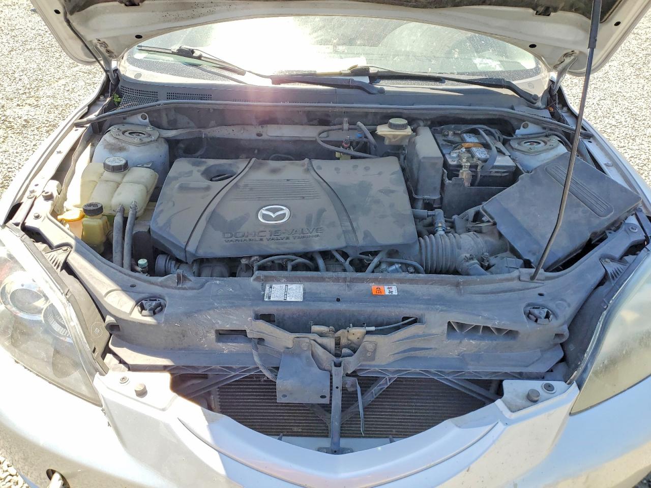 2004 Mazda 3 Hatchback Silver vin: JM1BK143441180080