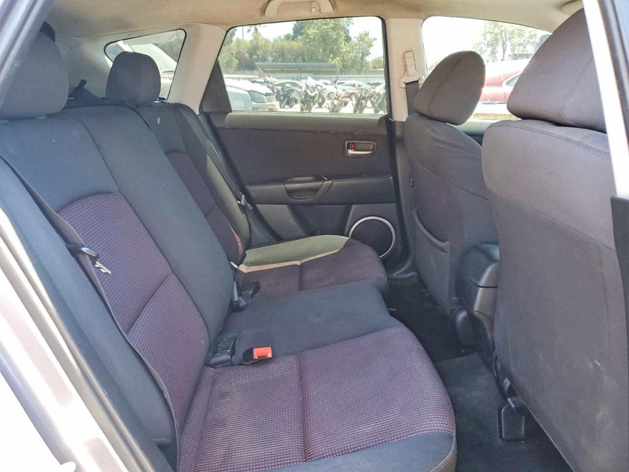 2004 Mazda 3 Hatchback Gray vin: JM1BK143641197754