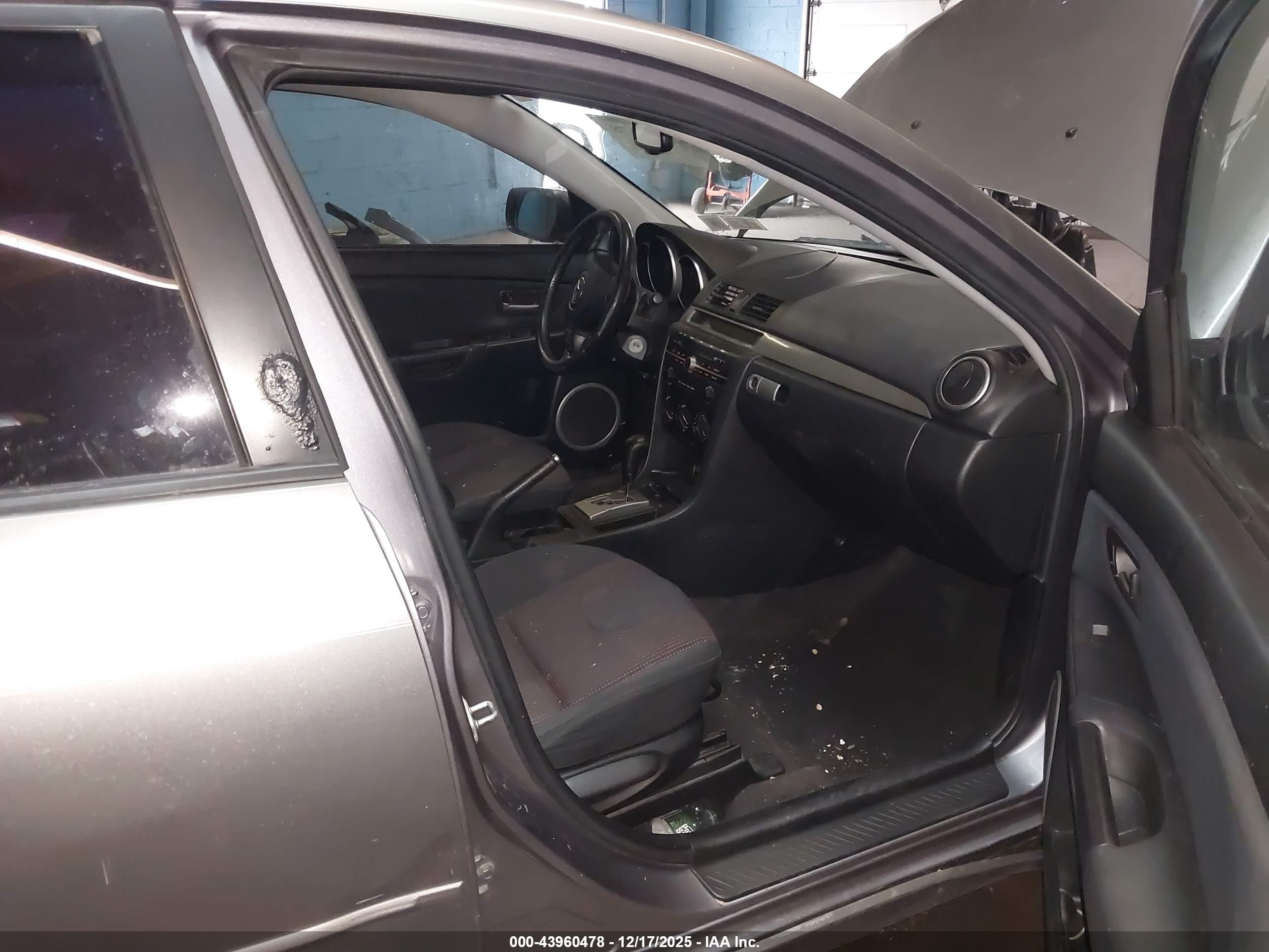 2006 Mazda Mazda3 S Gray vin: JM1BK143661432527