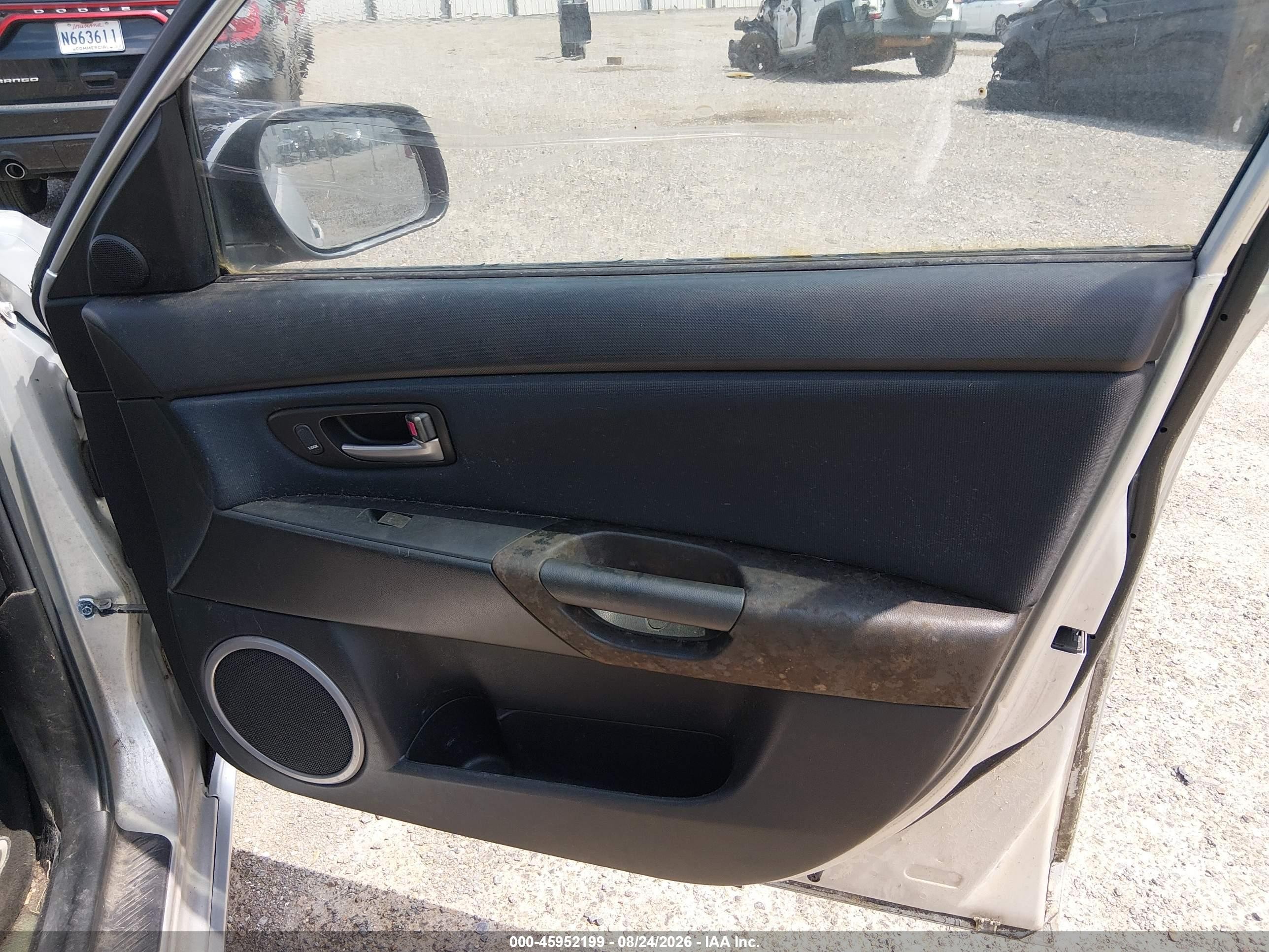 2006 Mazda Mazda3 S Silver vin: JM1BK143861433405