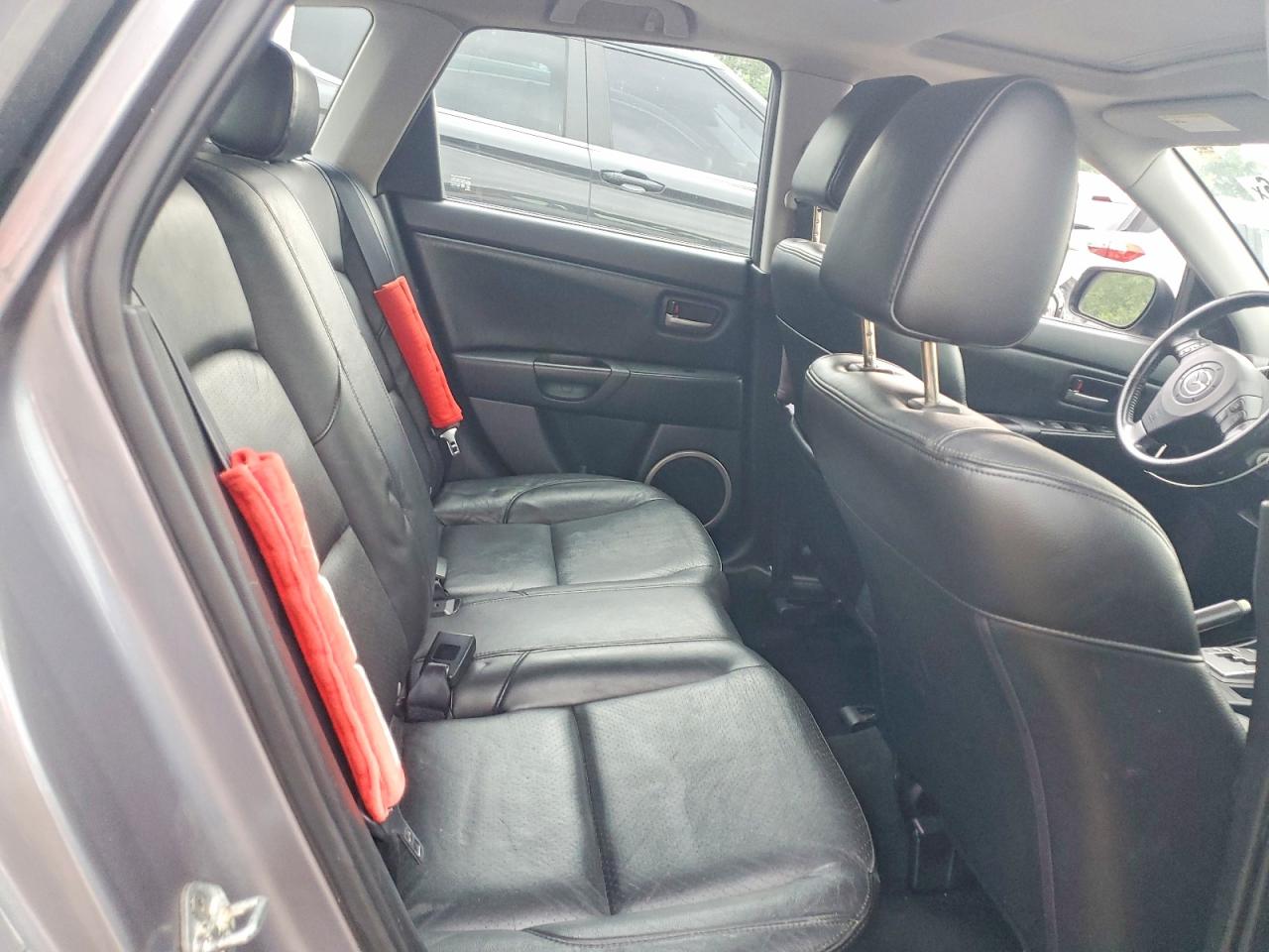 2006 Mazda 3 Hatchback Silver vin: JM1BK143X61446043
