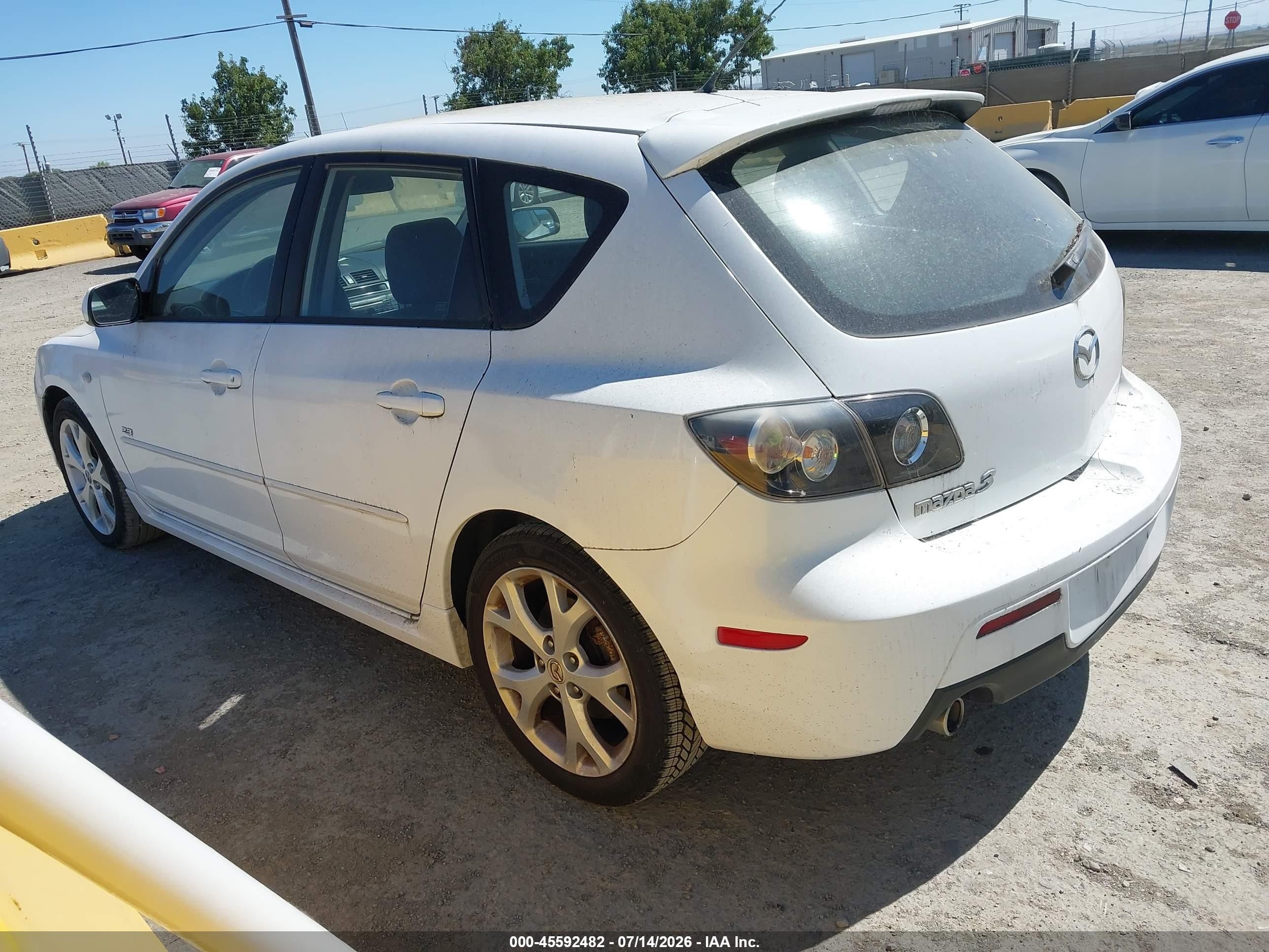 2007 Mazda Mazda3 S Sport White vin: JM1BK144171765423