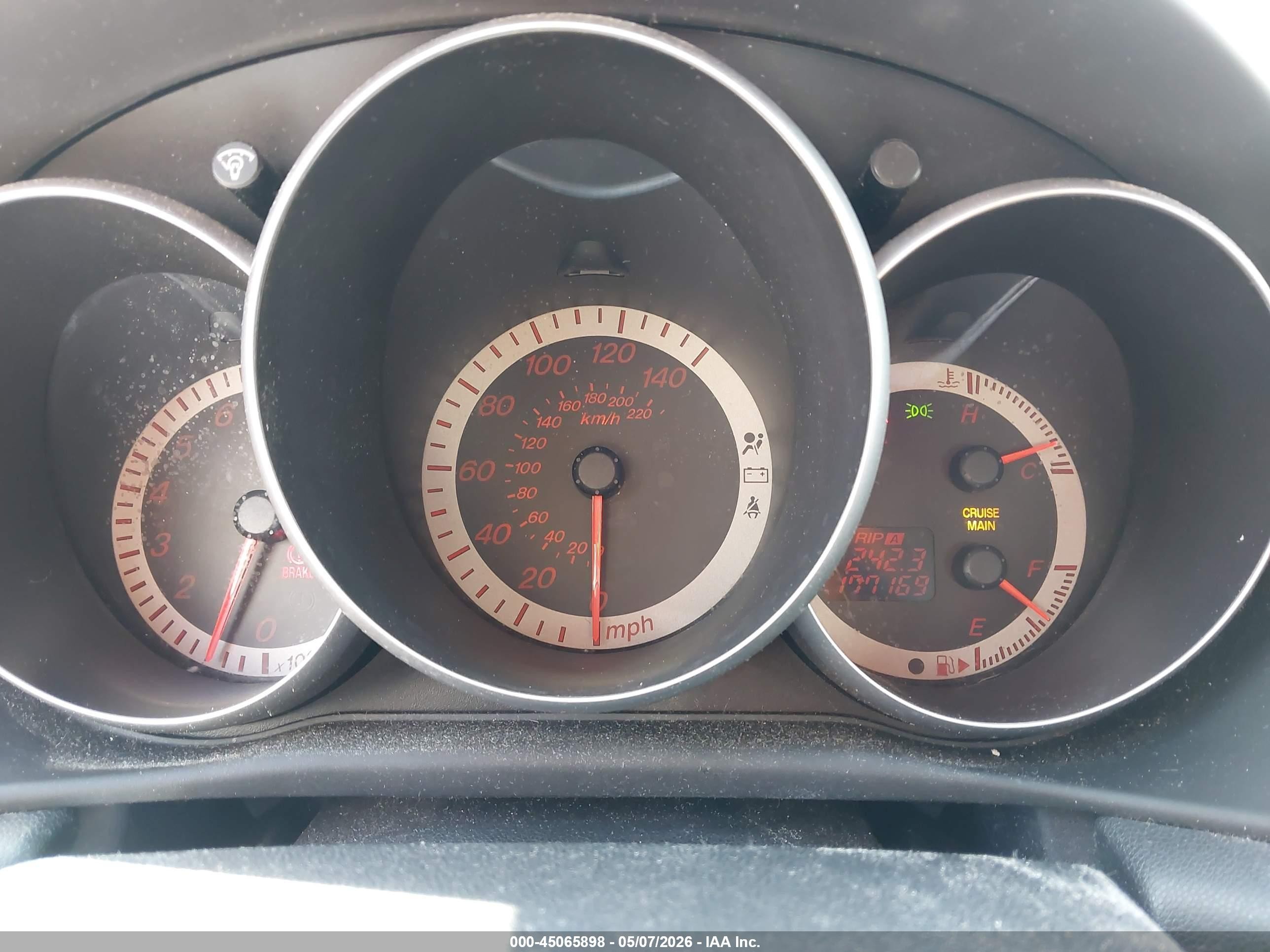 2004 Mazda Mazda3 S Silver vin: JM1BK323041191592