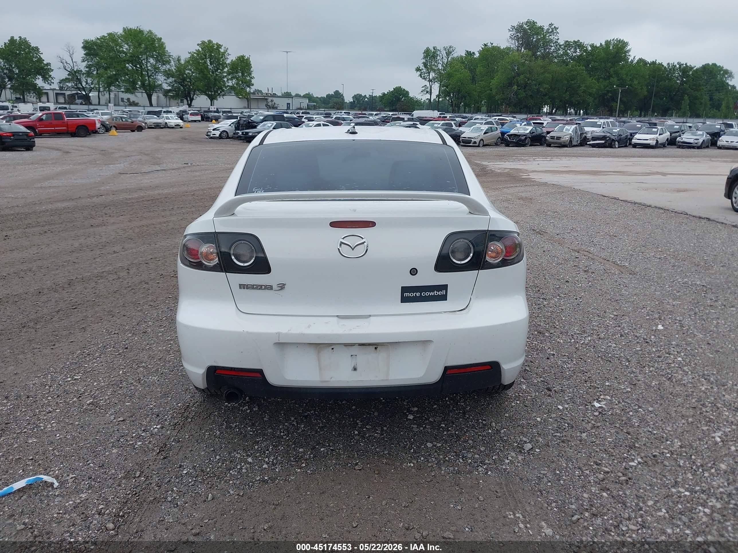 2008 Mazda Mazda3 S Touring White vin: JM1BK323081151986
