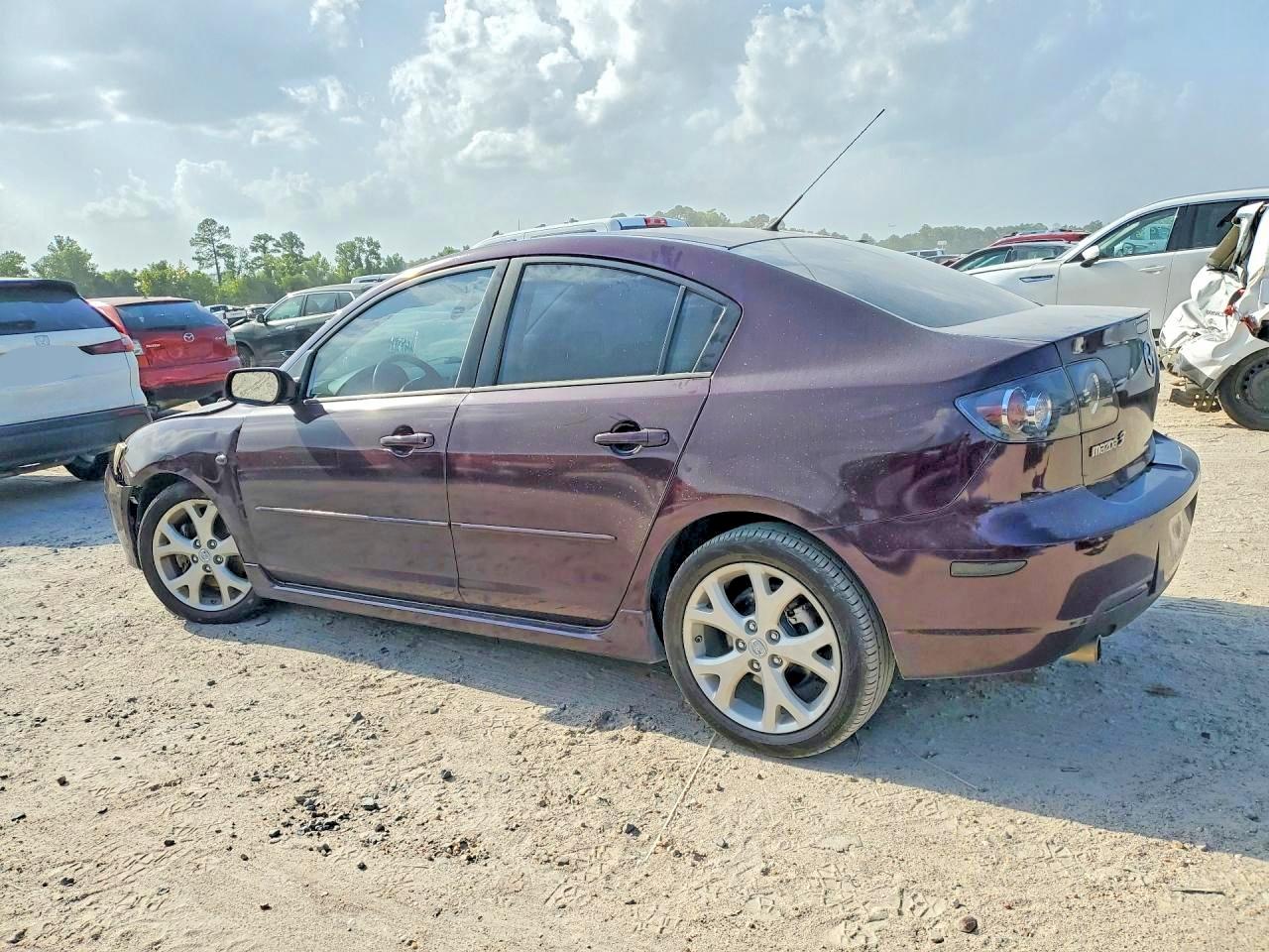 2008 Mazda 3 S Maroon vin: JM1BK323081867058
