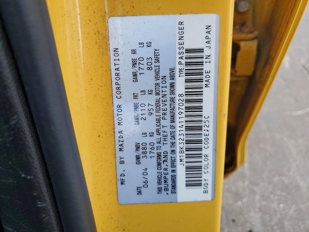2004 Mazda 3 S Yellow vin: JM1BK323141197028