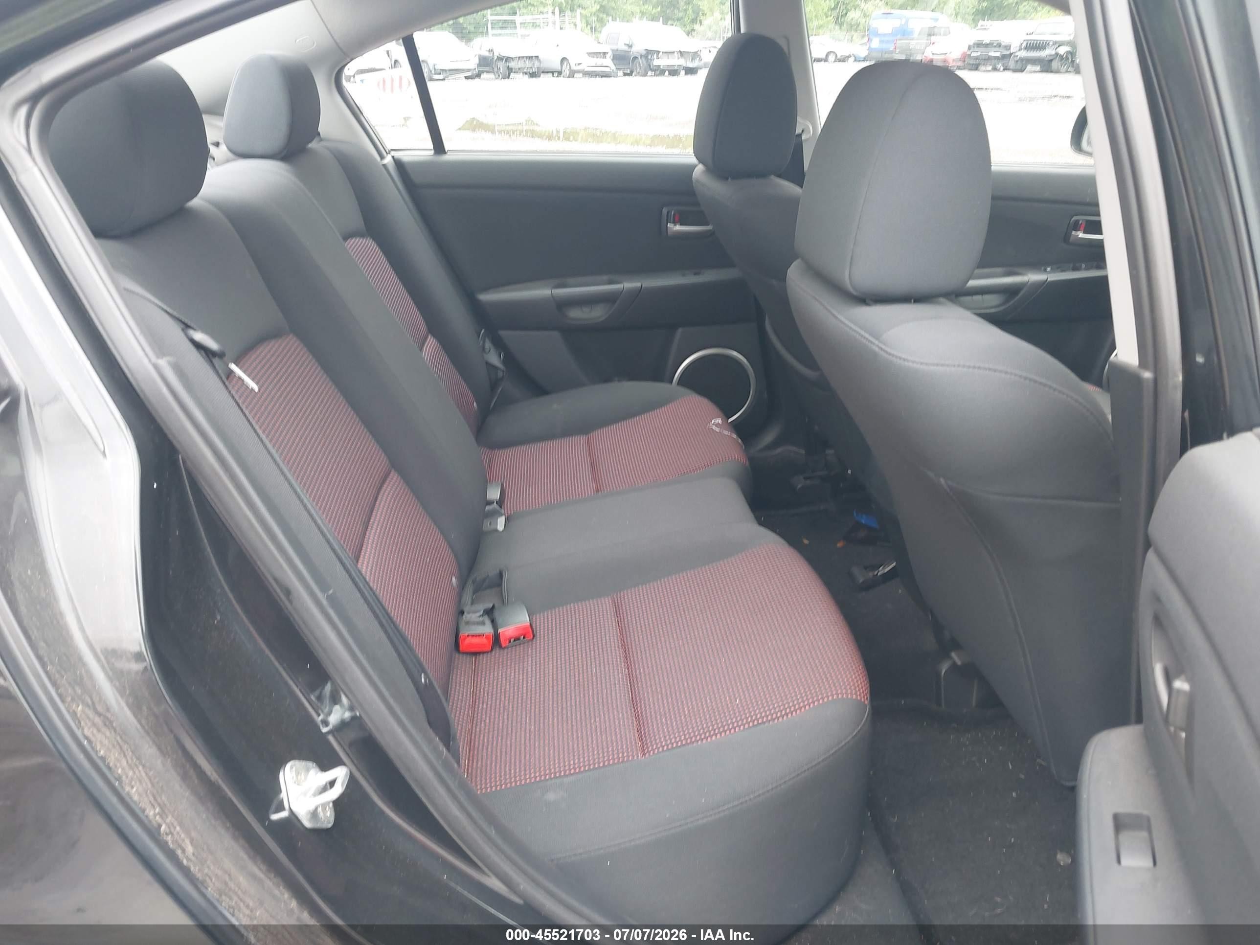2005 Mazda Mazda3 S Black vin: JM1BK323251218812