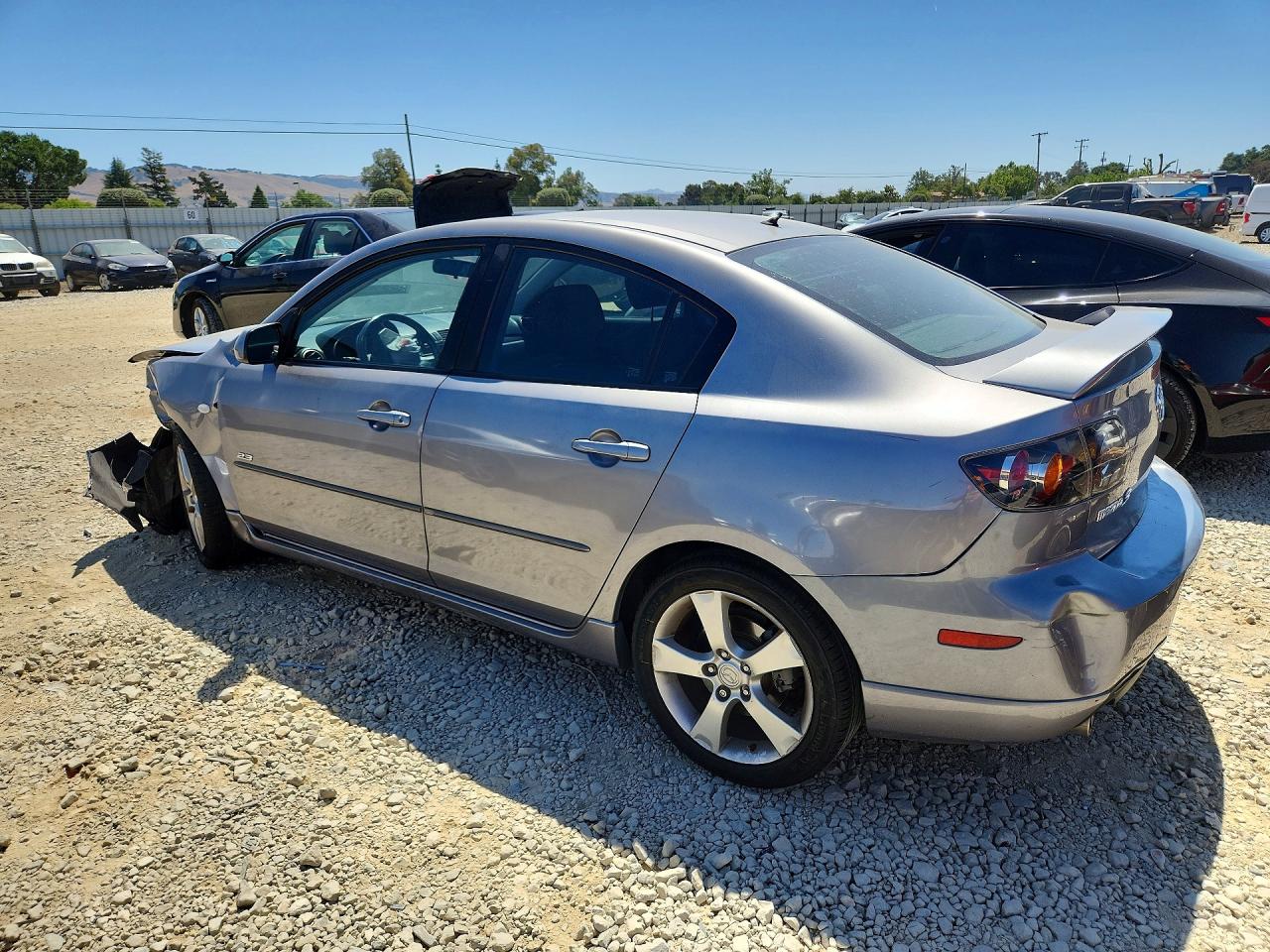 2005 Mazda 3 S Silver vin: JM1BK323251222701