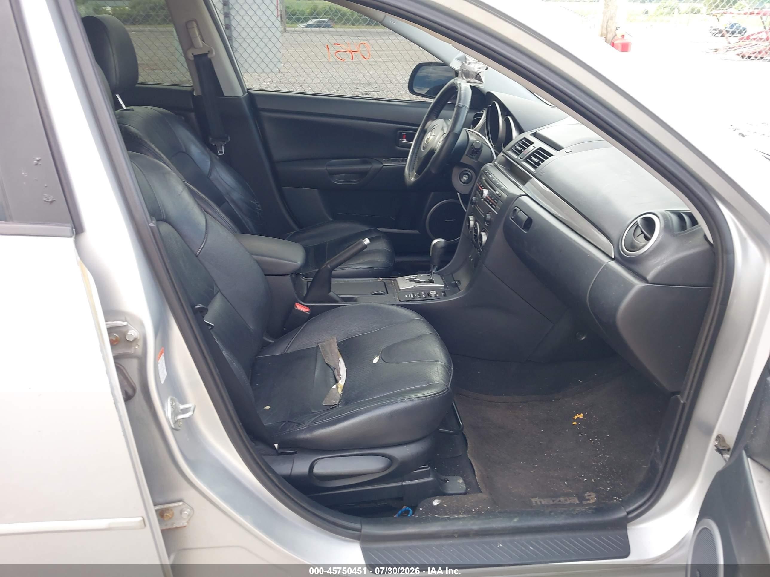2007 Mazda Mazda3 S Grand Touring Silver vin: JM1BK323271703468