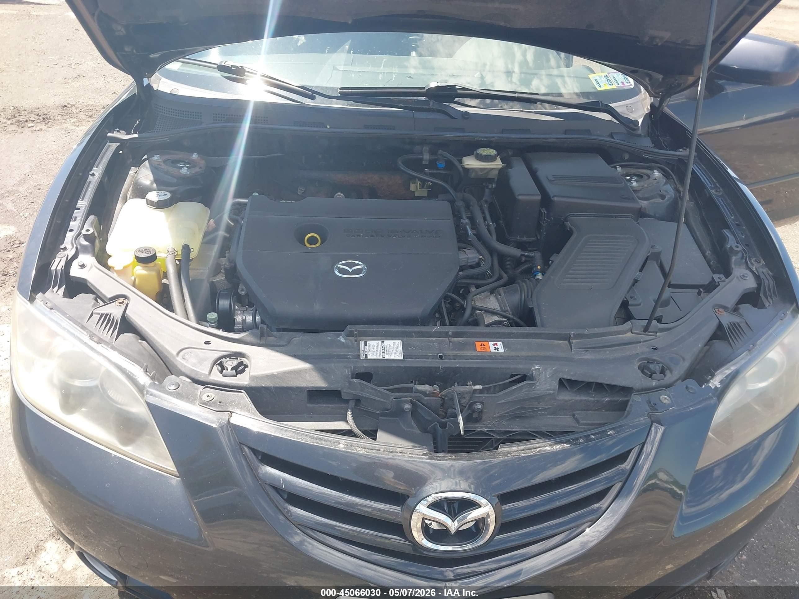 2006 Mazda Mazda3 S Grand Touring Red vin: JM1BK323361400651