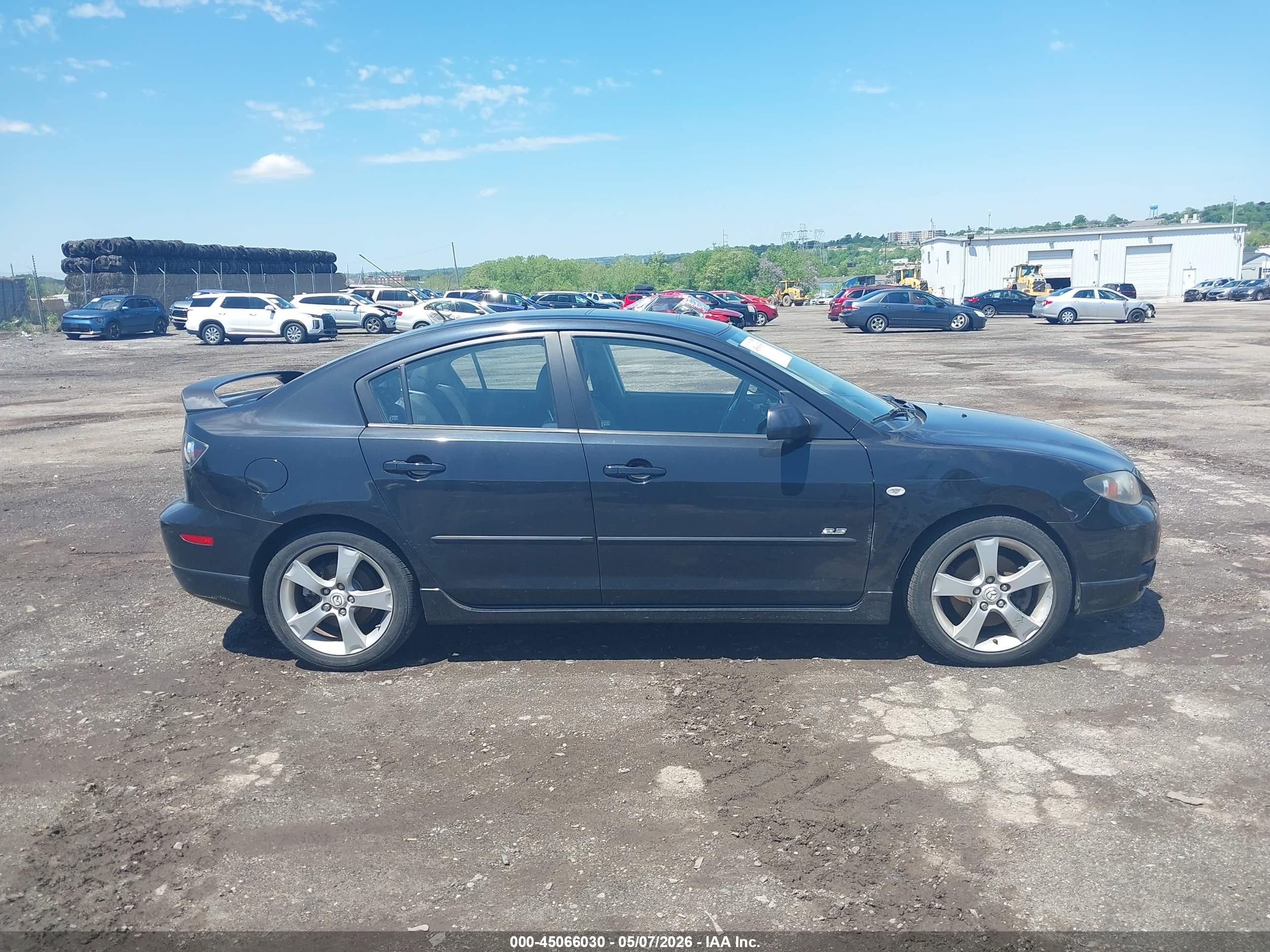 2006 Mazda Mazda3 S Grand Touring Red vin: JM1BK323361400651