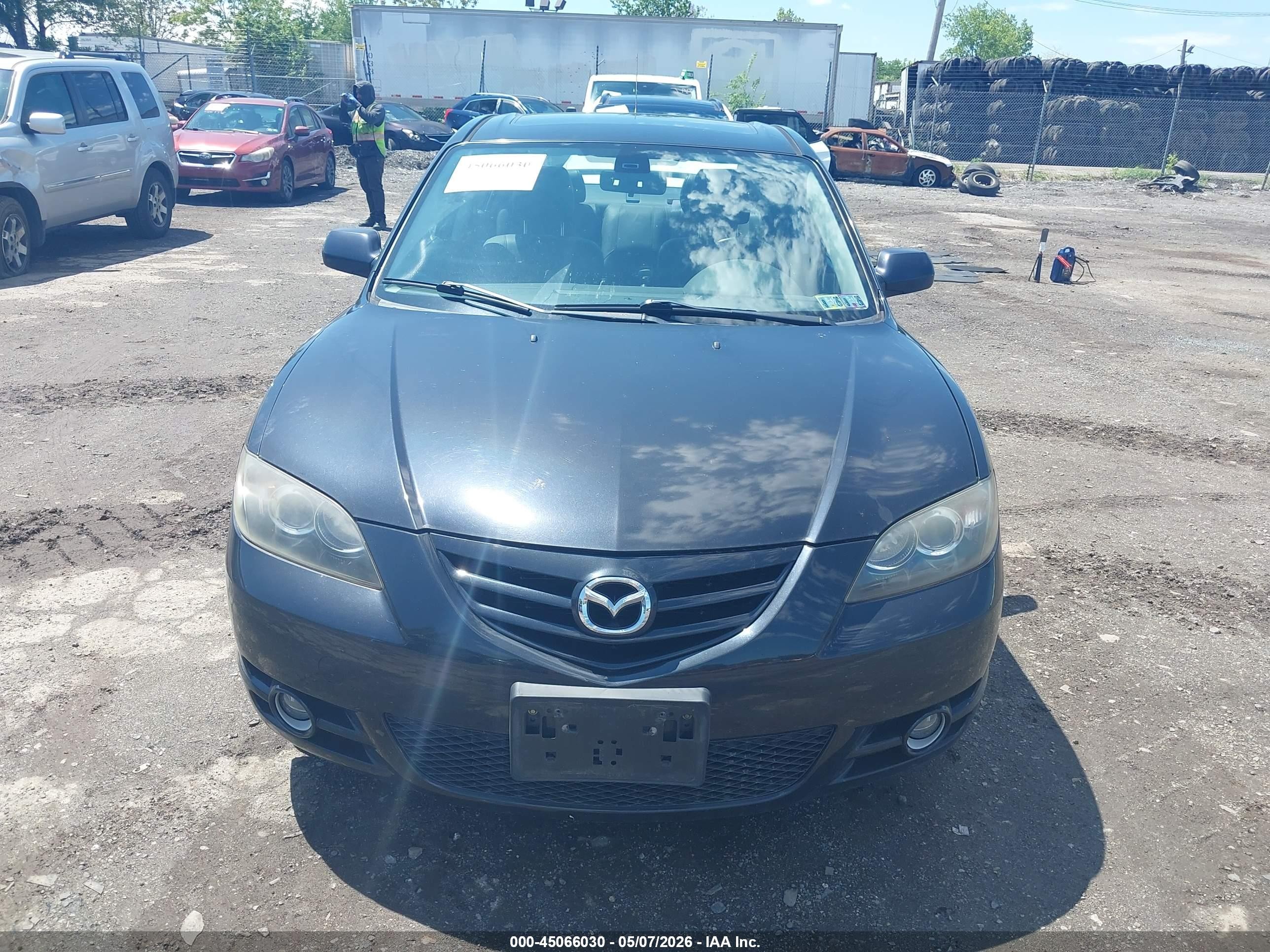 2006 Mazda Mazda3 S Grand Touring Red vin: JM1BK323361400651