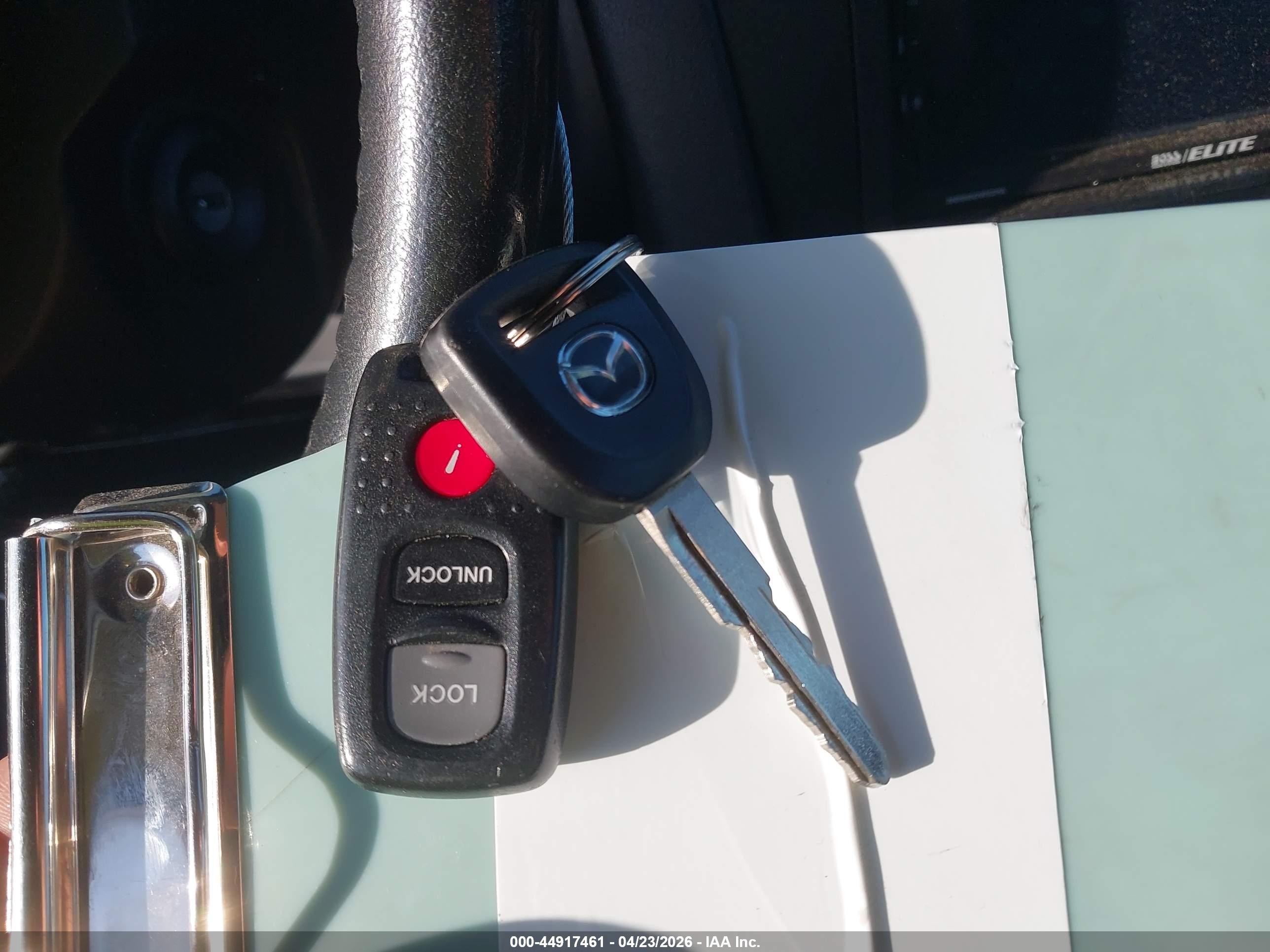 2007 Mazda Mazda3 S Grand Touring Silver vin: JM1BK323371653986