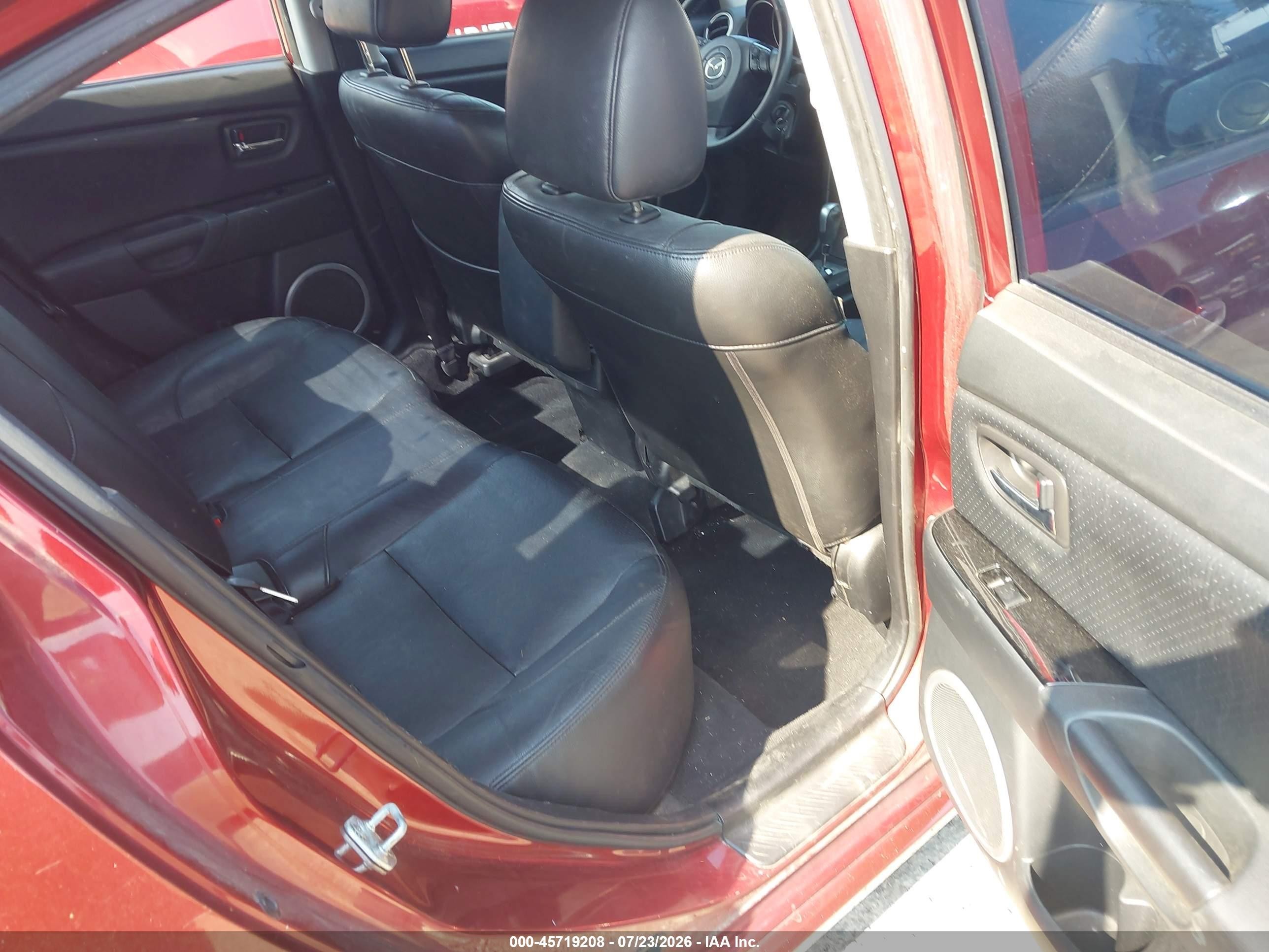 2008 Mazda Mazda3 S Grand Touring Красный vin: JM1BK323381150895