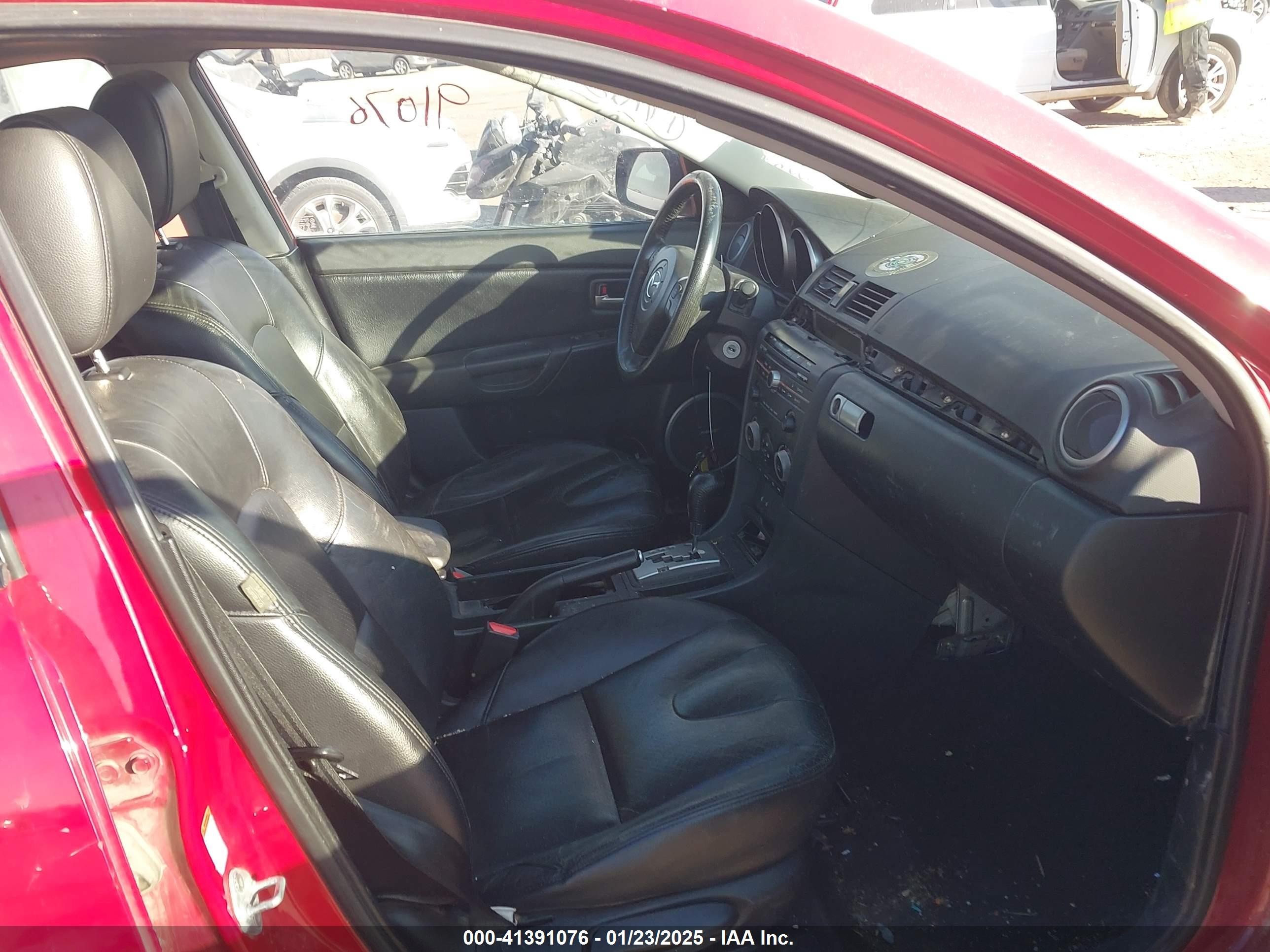 2006 Mazda Mazda3 S Grand Touring Red vin: JM1BK323461459546