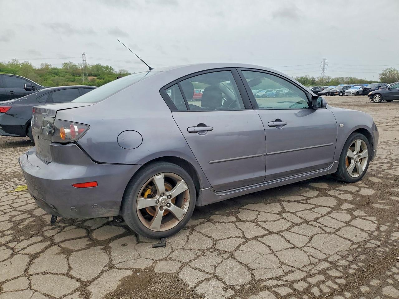 2004 Mazda 3 S Gray vin: JM1BK323541135311