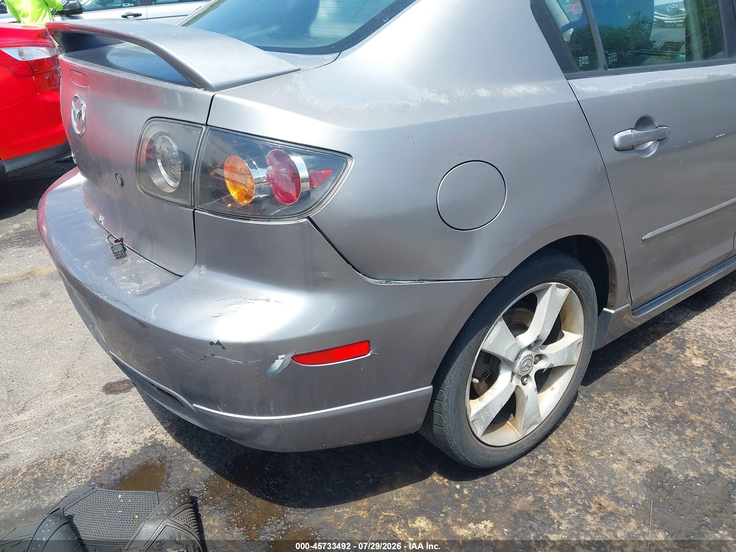 2005 Mazda Mazda3 S Серебряный vin: JM1BK323551243543