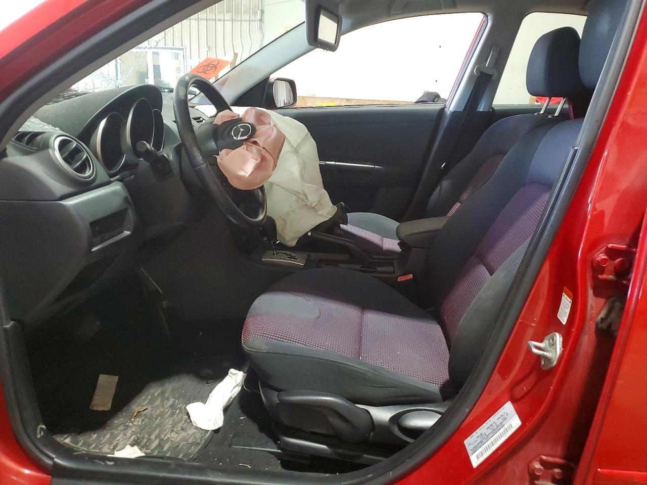 2005 Mazda 3 S Maroon vin: JM1BK323651259539