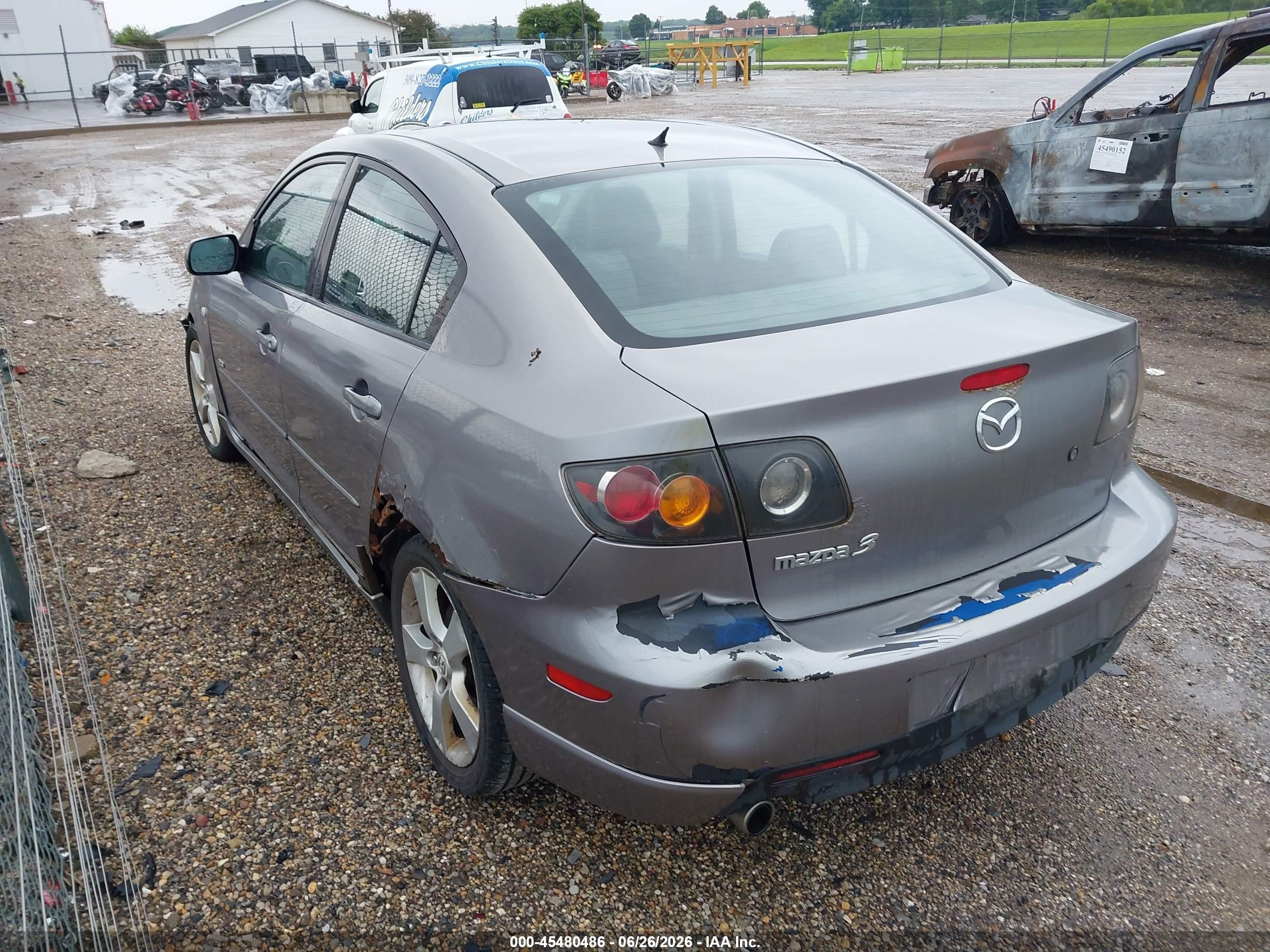 2005 Mazda Mazda3 S Gray vin: JM1BK323651312336