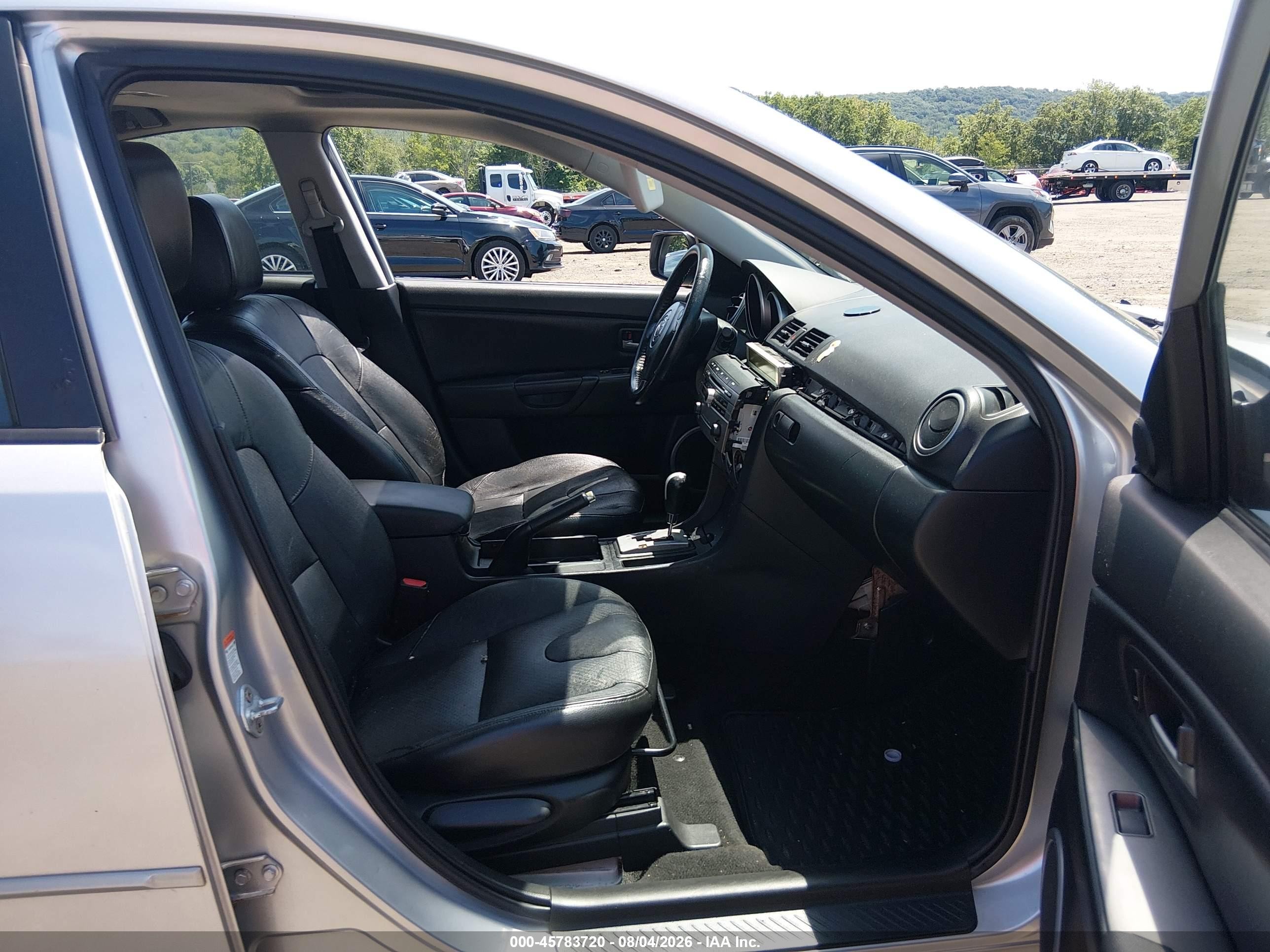 2007 Mazda Mazda3 S Touring Серебряный vin: JM1BK323671626085
