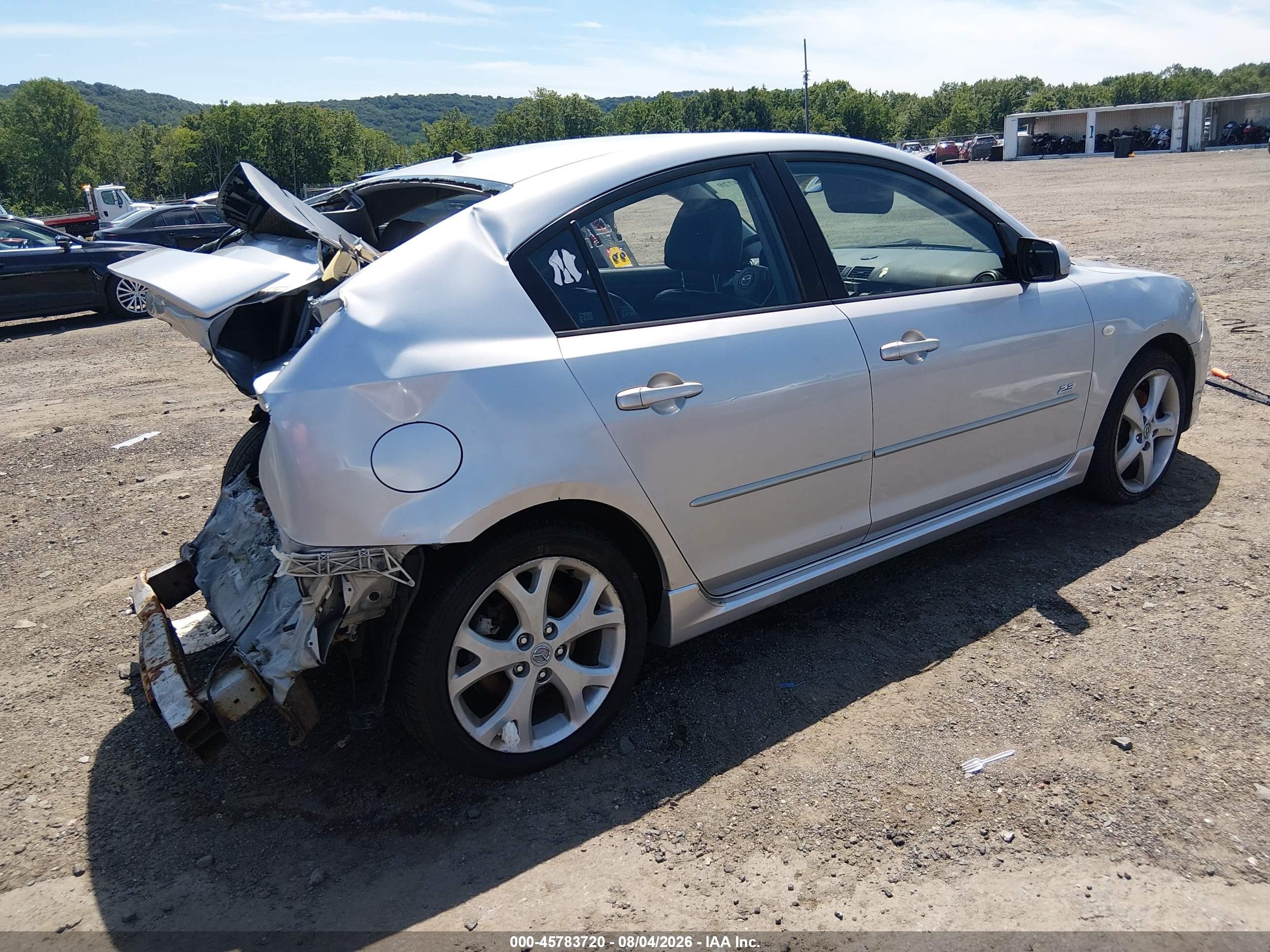 2007 Mazda Mazda3 S Touring Серебряный vin: JM1BK323671626085