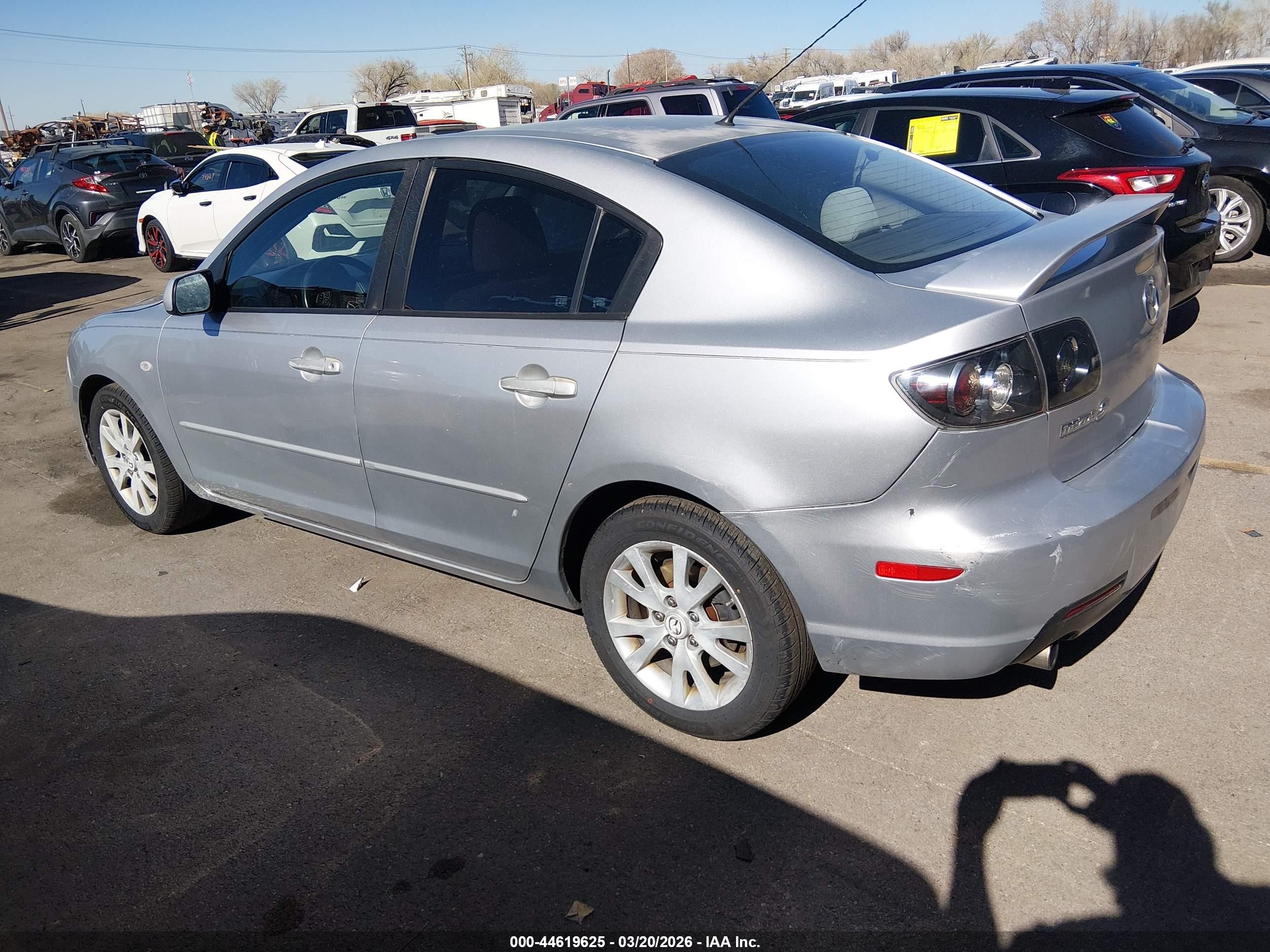 2007 Mazda Mazda3 S Sport Silver vin: JM1BK323671675111