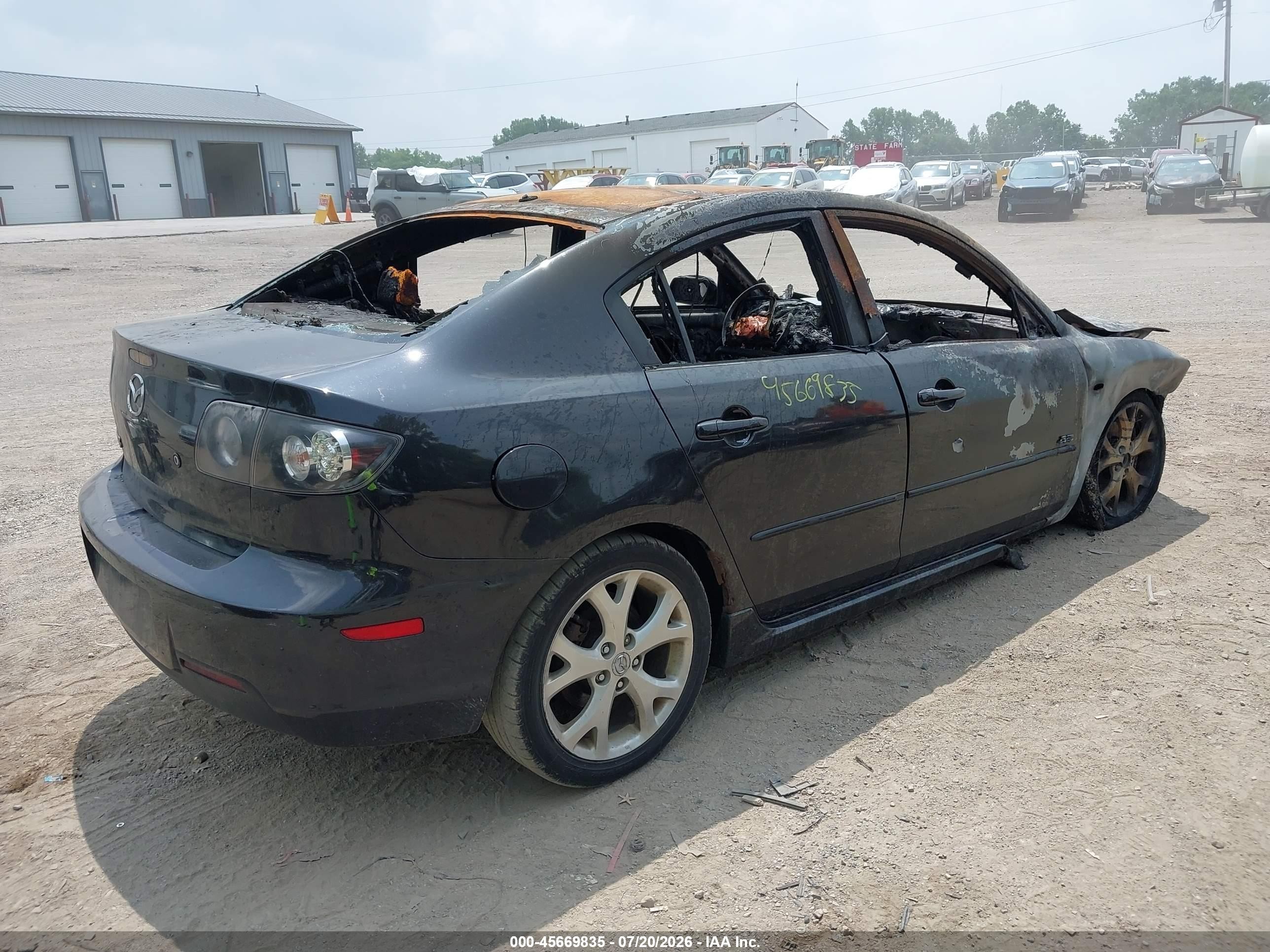 2007 Mazda Mazda3 S Grand Touring Черный vin: JM1BK323671763088