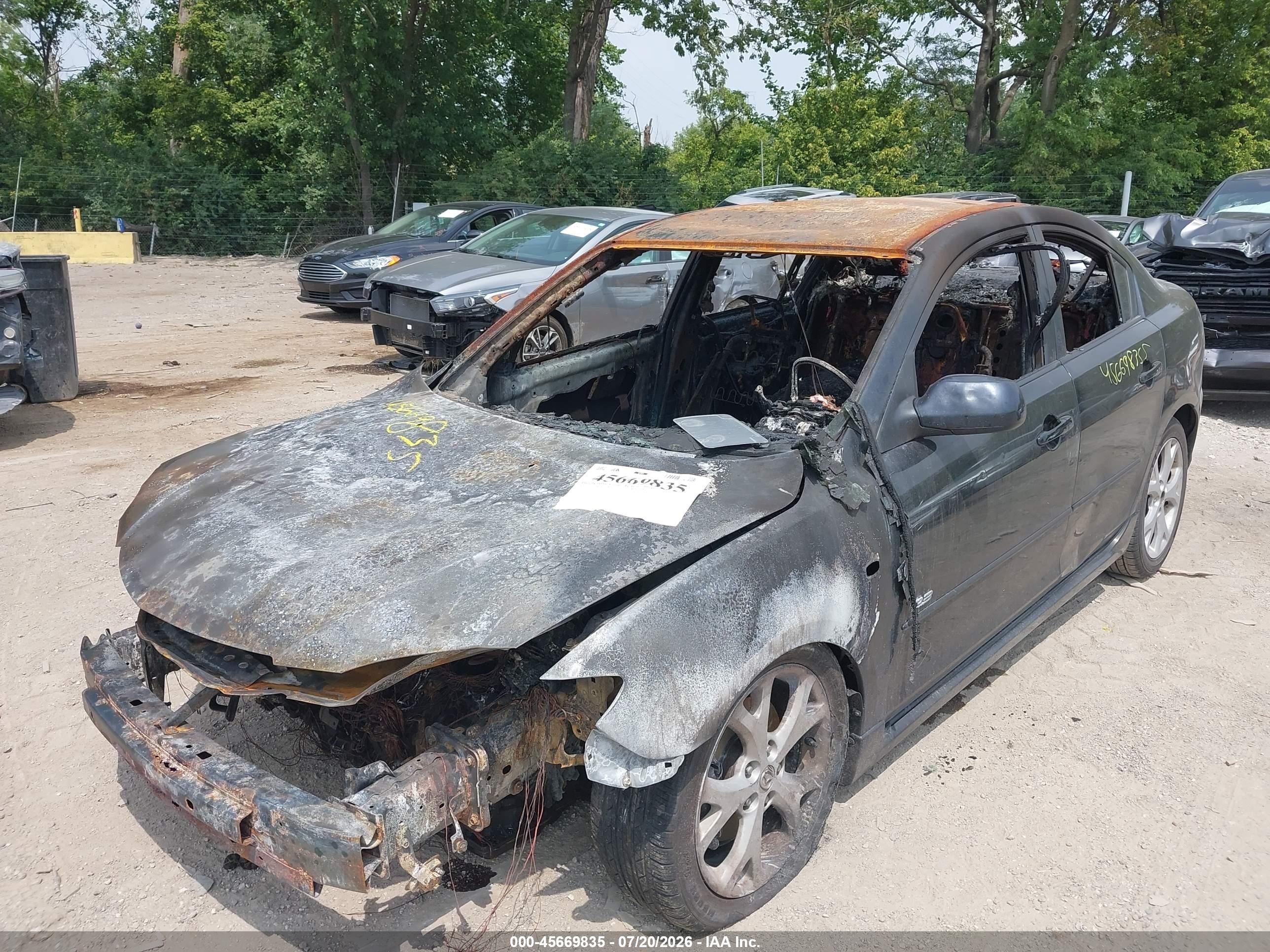 2007 Mazda Mazda3 S Grand Touring Черный vin: JM1BK323671763088