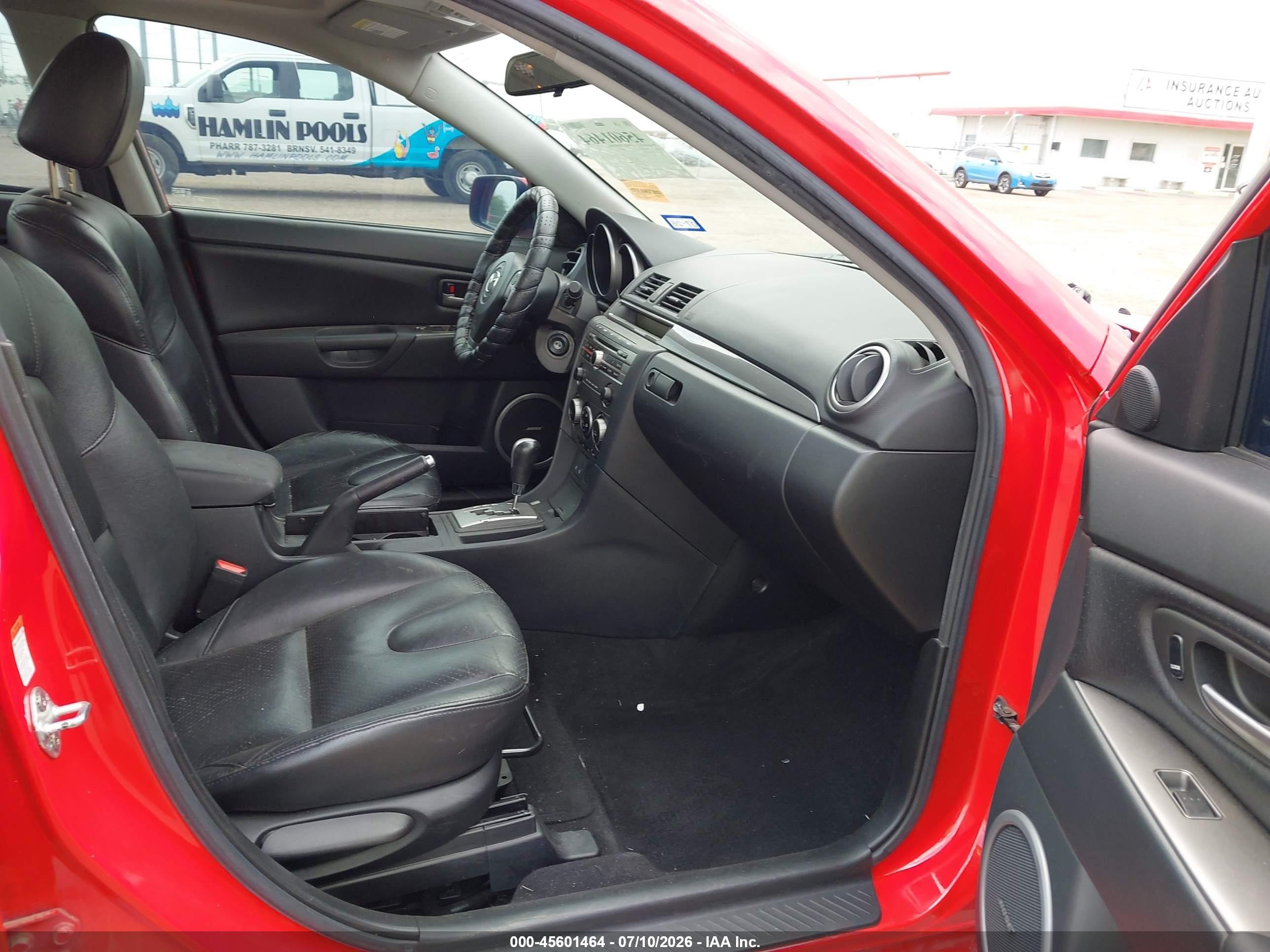 2008 Mazda Mazda3 S Grand Touring Red vin: JM1BK323X81850588