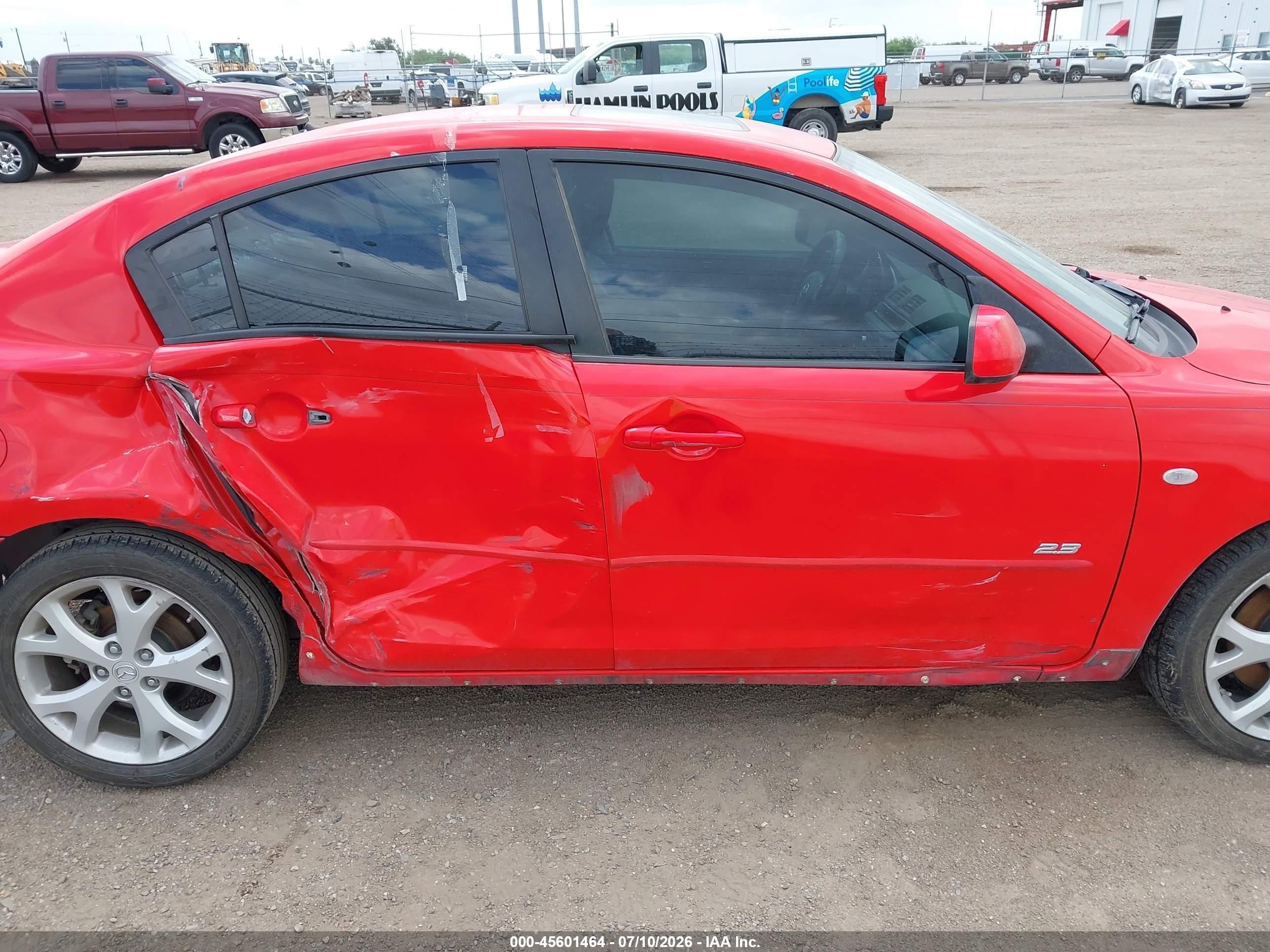 2008 Mazda Mazda3 S Grand Touring Red vin: JM1BK323X81850588