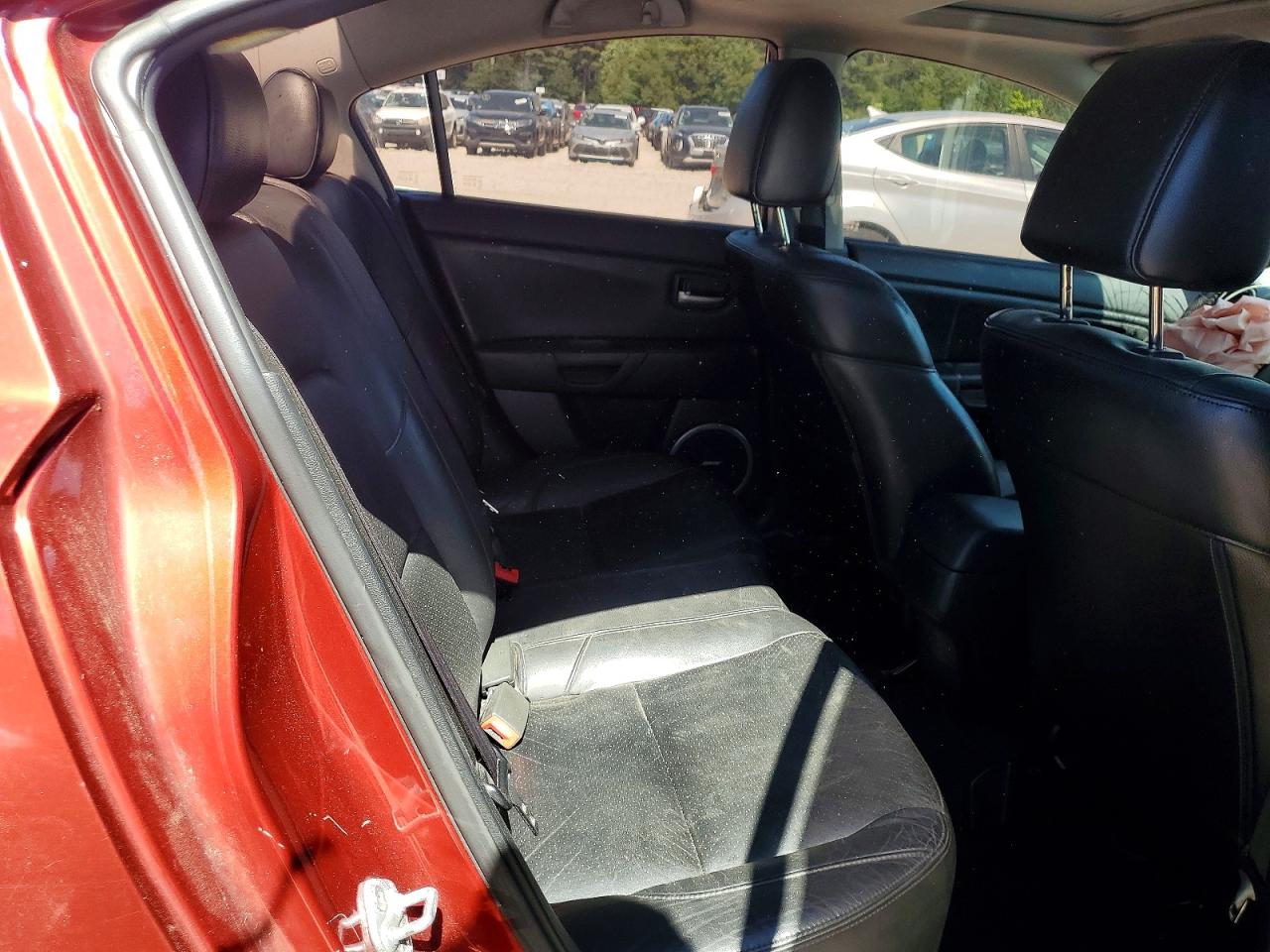 2006 Mazda 3 S Red vin: JM1BK324061527799