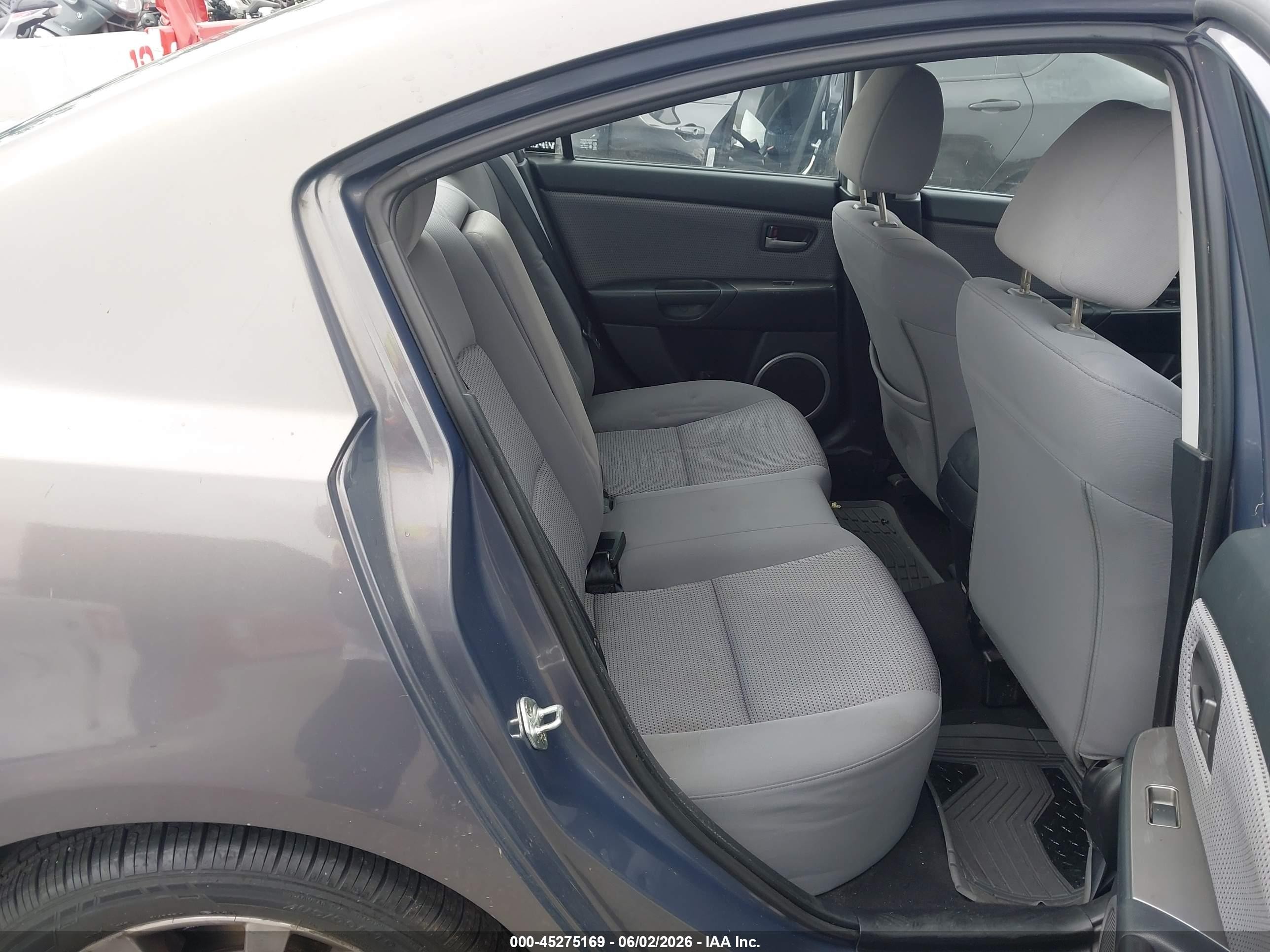 2007 Mazda Mazda3 S Sport Gray vin: JM1BK324171660511