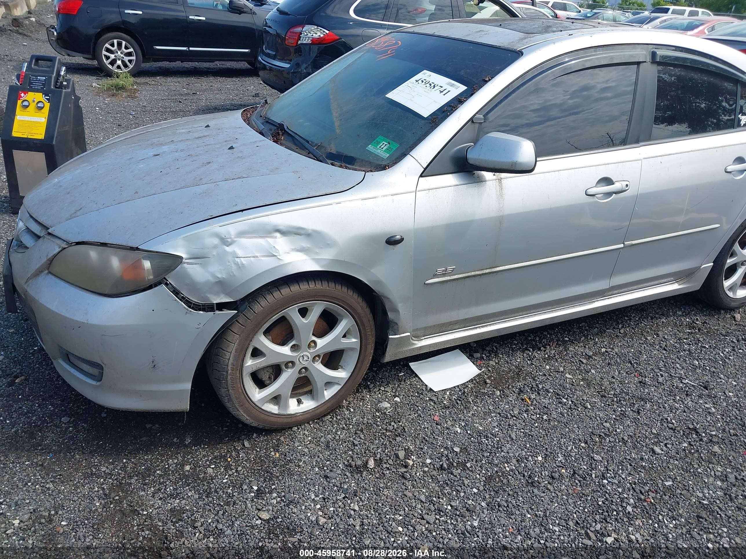 2008 Mazda Mazda3 S Grand Touring Серебряный vin: JM1BK324181121128