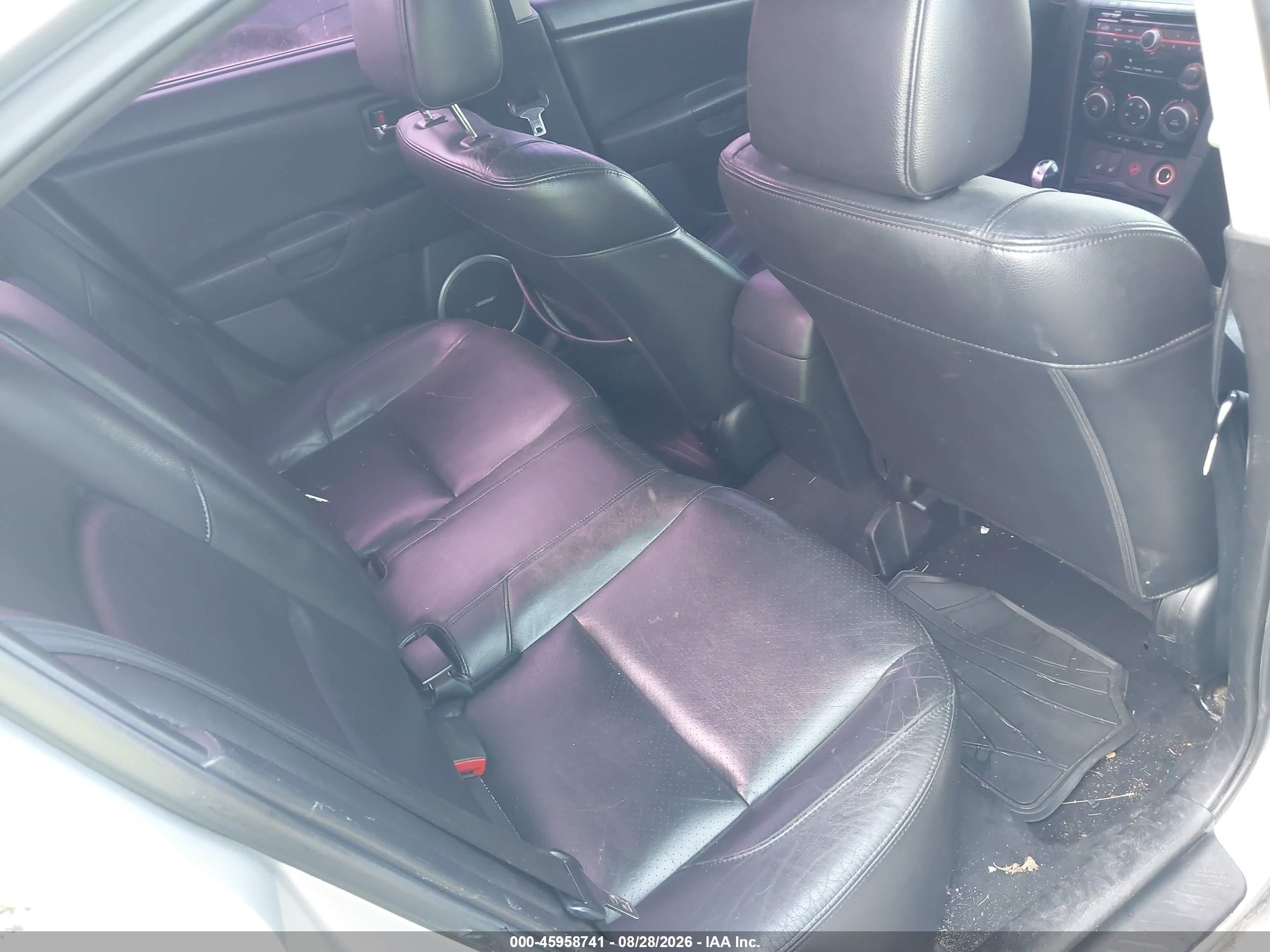 2008 Mazda Mazda3 S Grand Touring Серебряный vin: JM1BK324181121128